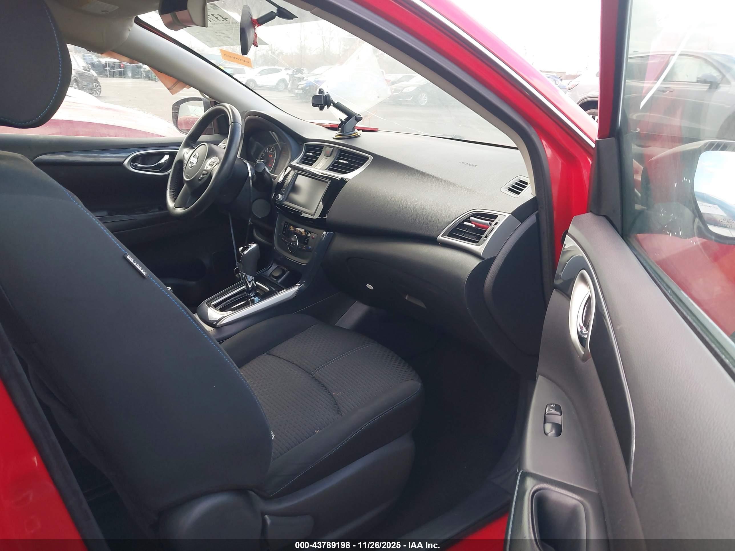 NISSAN SENTRA image 5