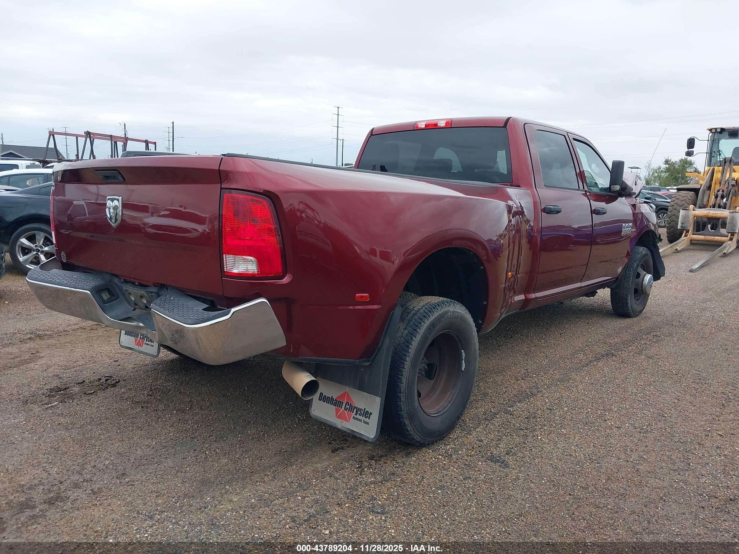 RAM 3500 image 4