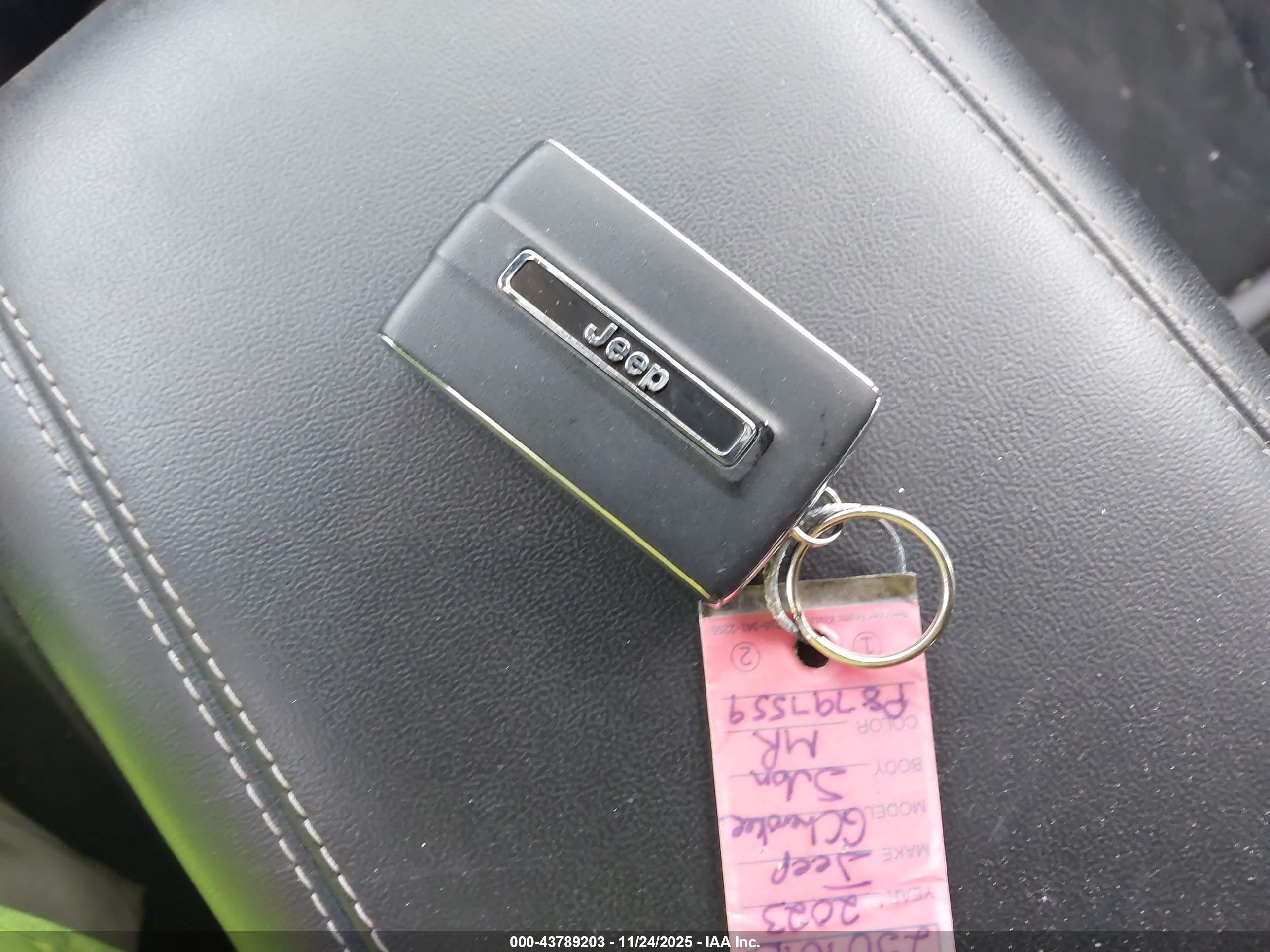 JEEP GRAND image 11