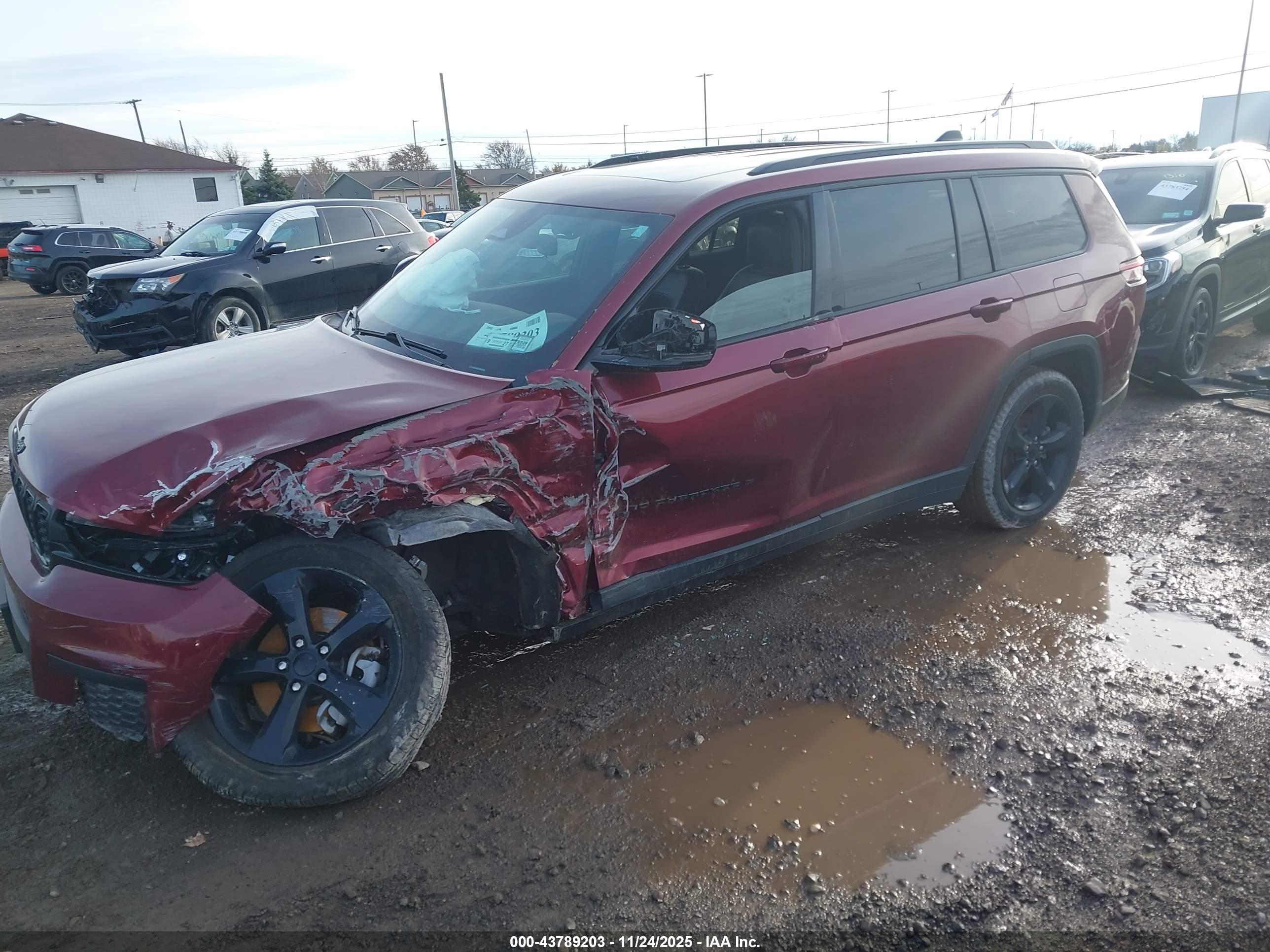 JEEP GRAND image 2