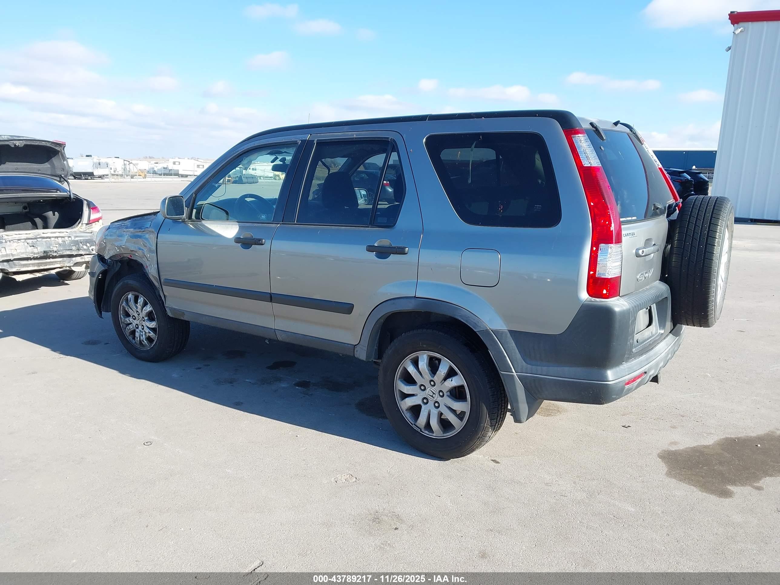 HONDA CR-V image 3