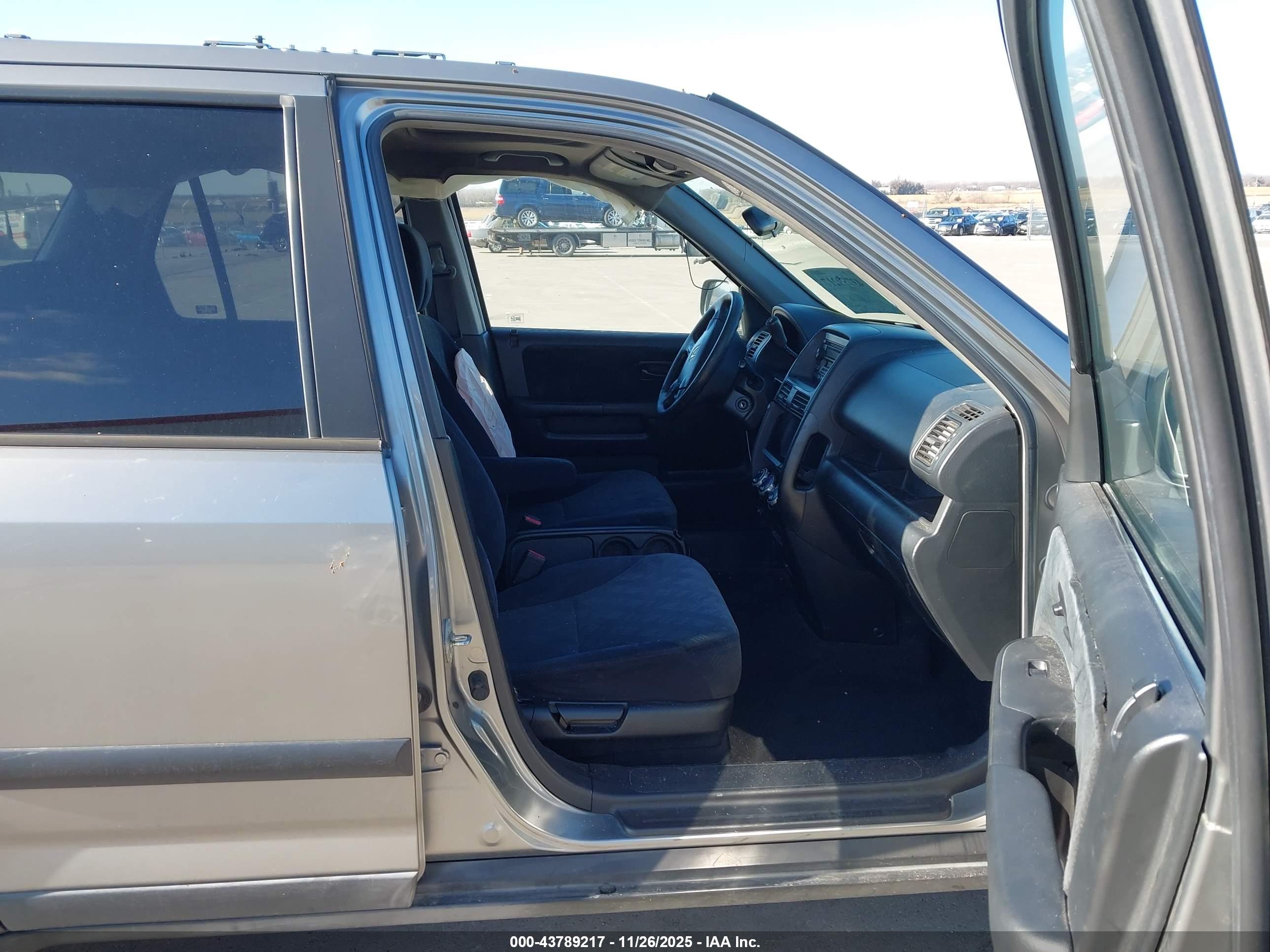HONDA CR-V image 5