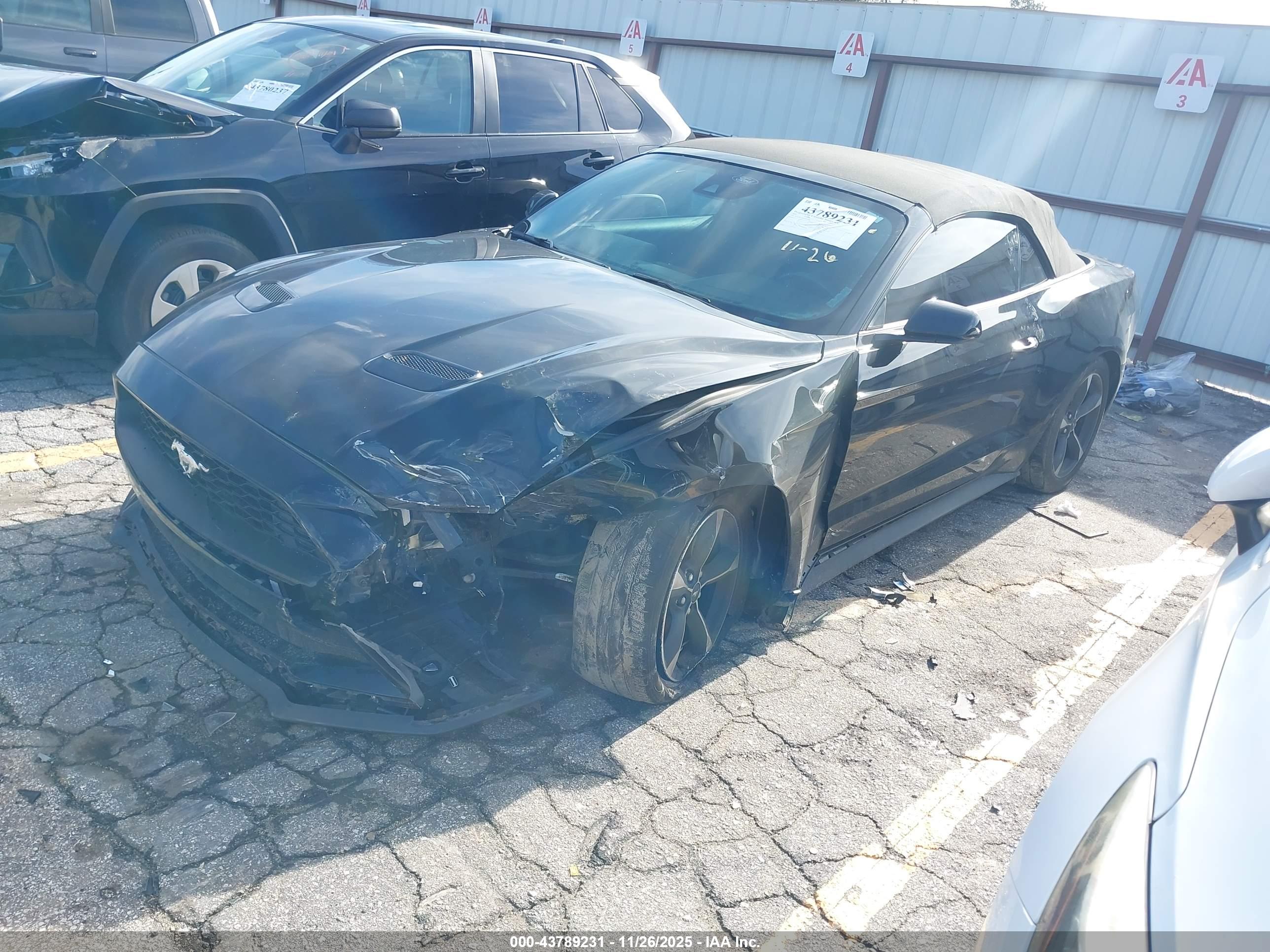 FORD MUSTANG image 2