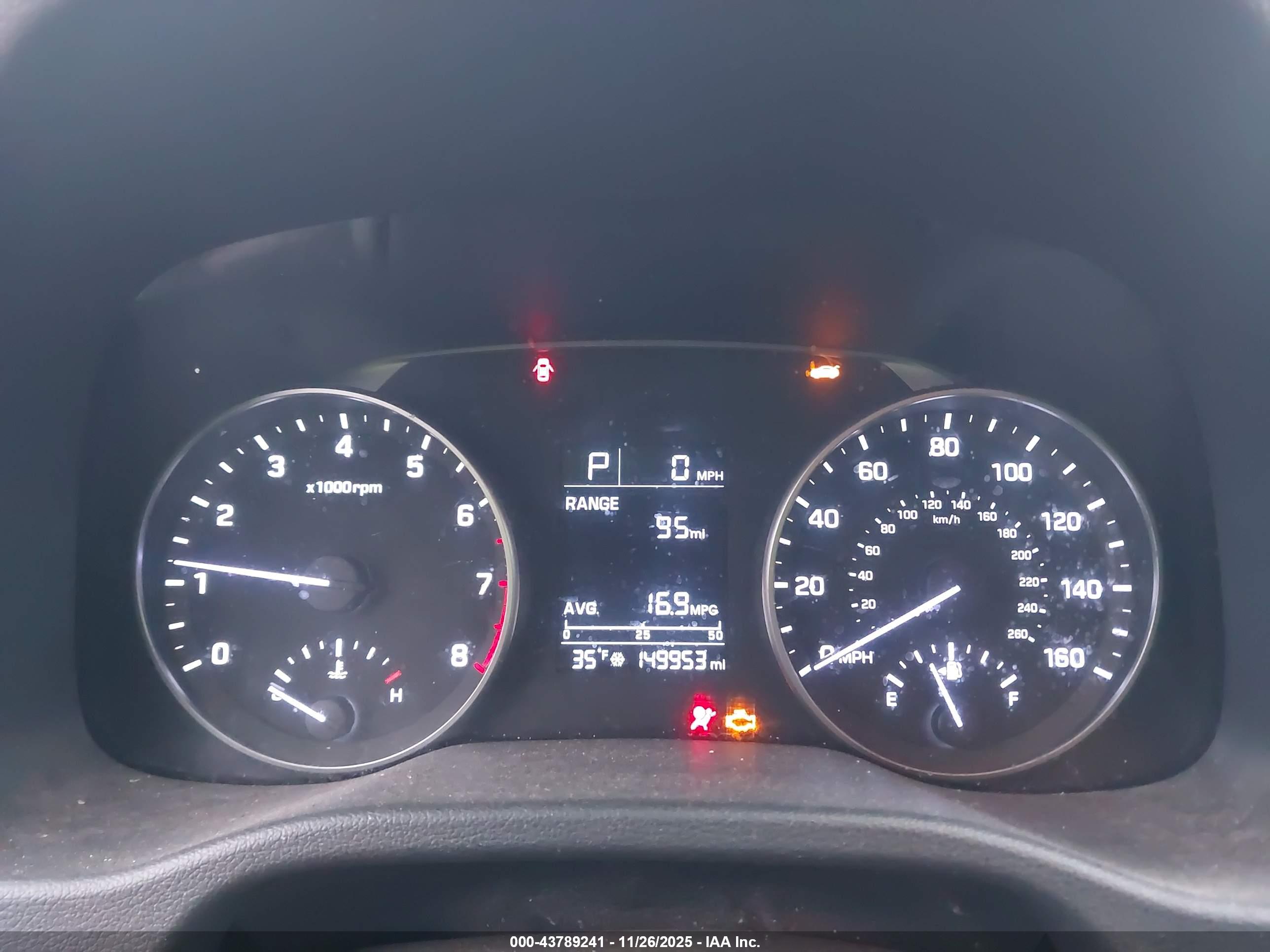 HYUNDAI ELANTRA image 7
