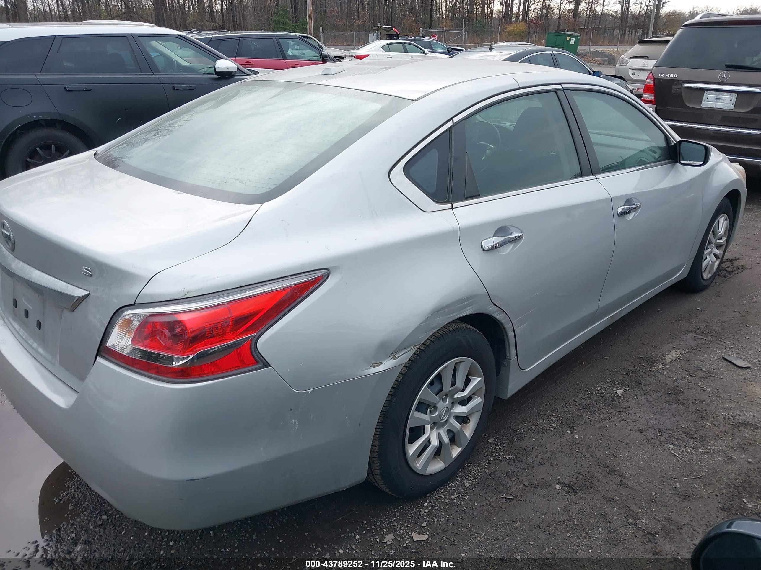 NISSAN ALTIMA image 4