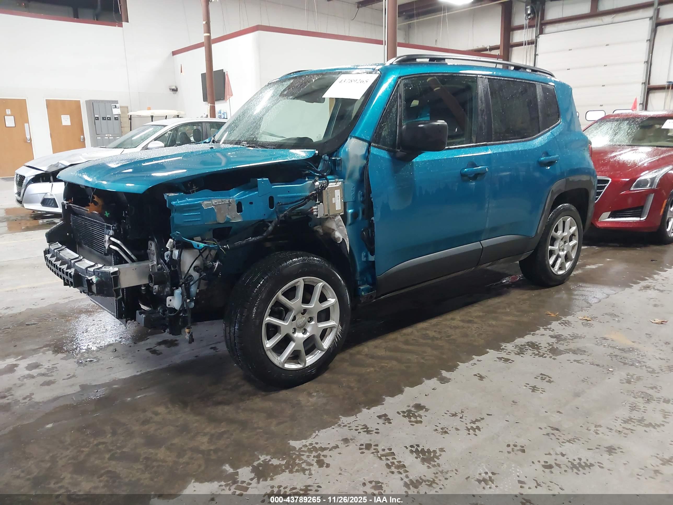 JEEP RENEGADE image 2