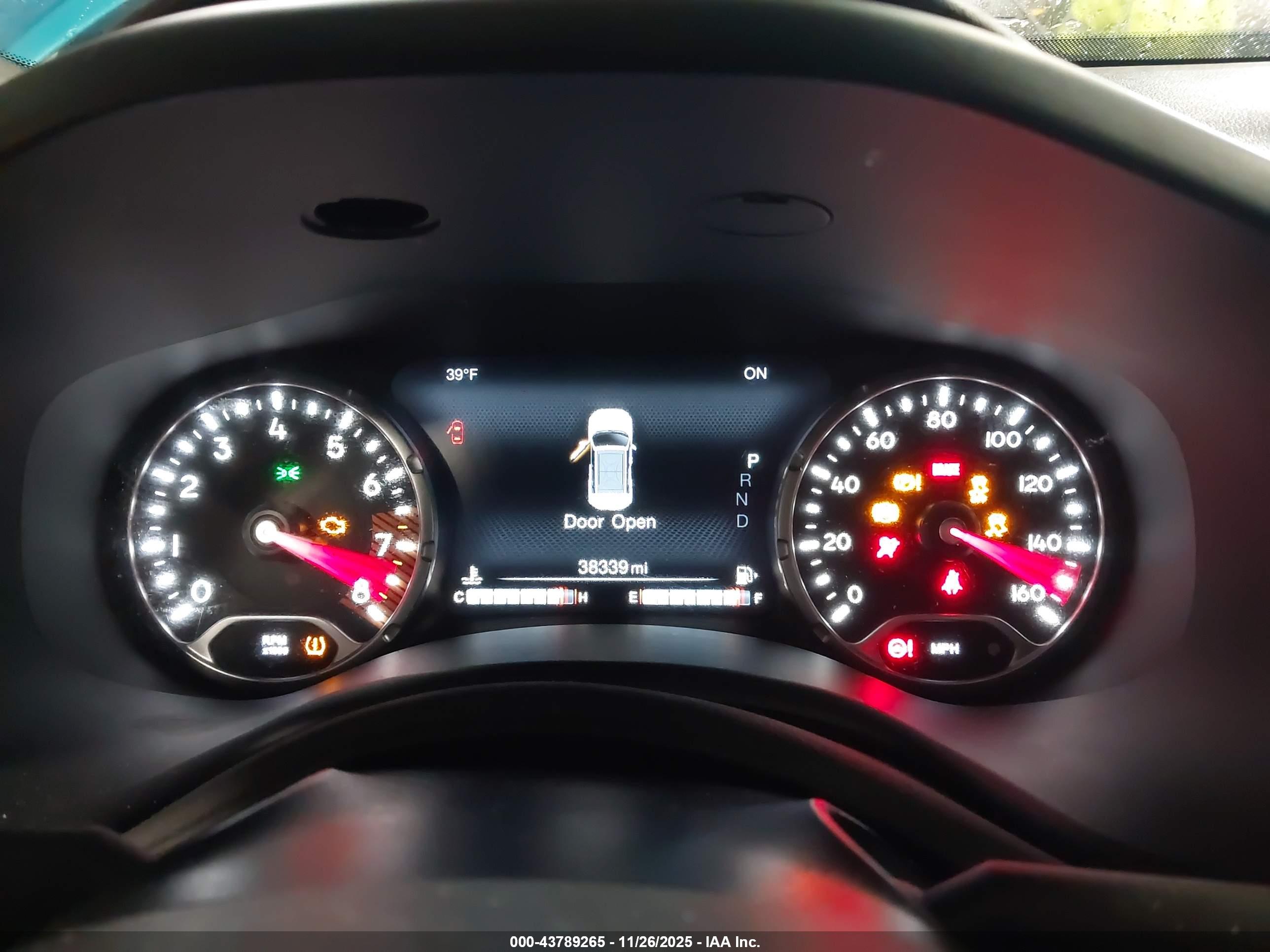 JEEP RENEGADE image 7