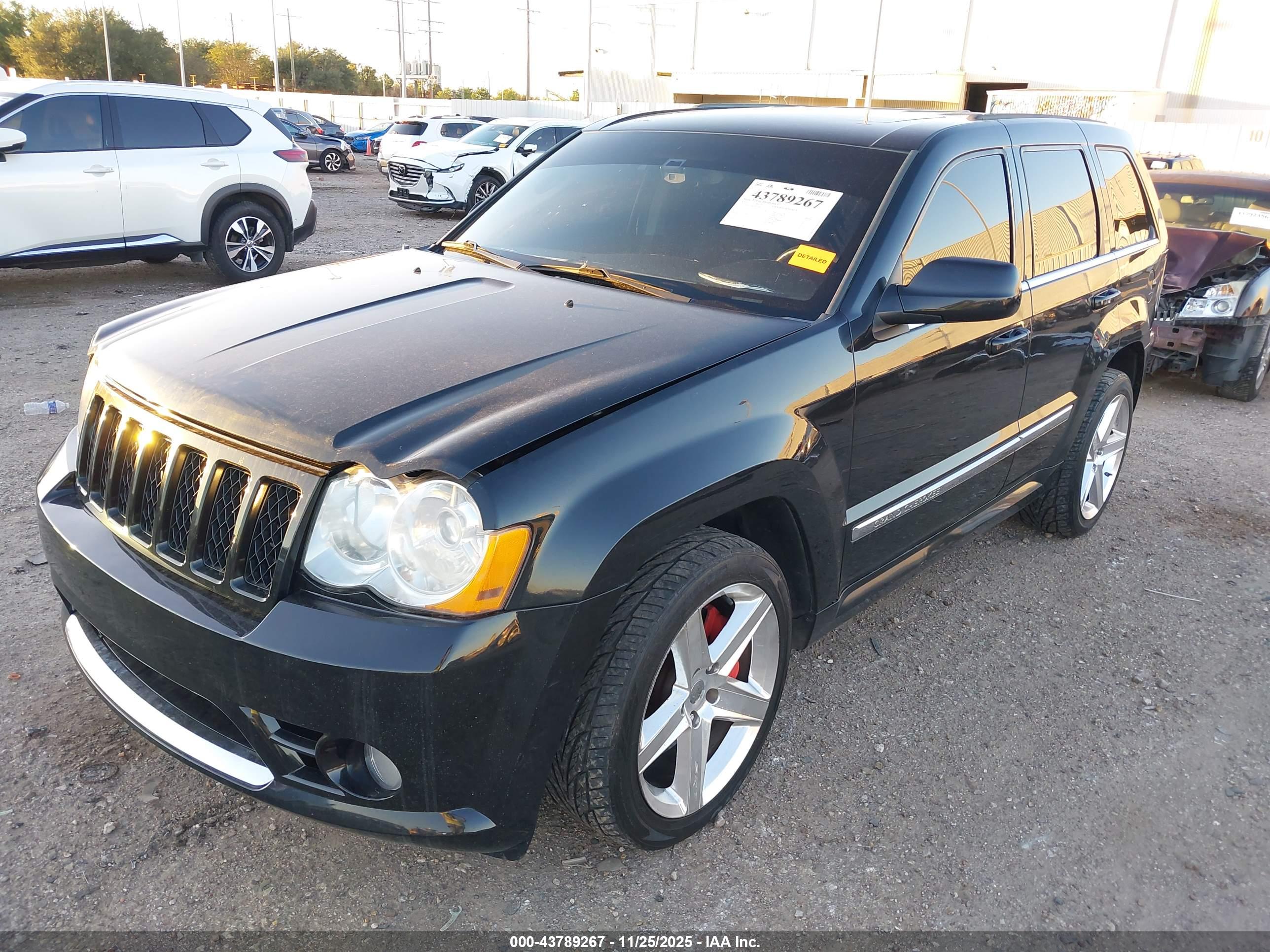 JEEP GRAND image 2