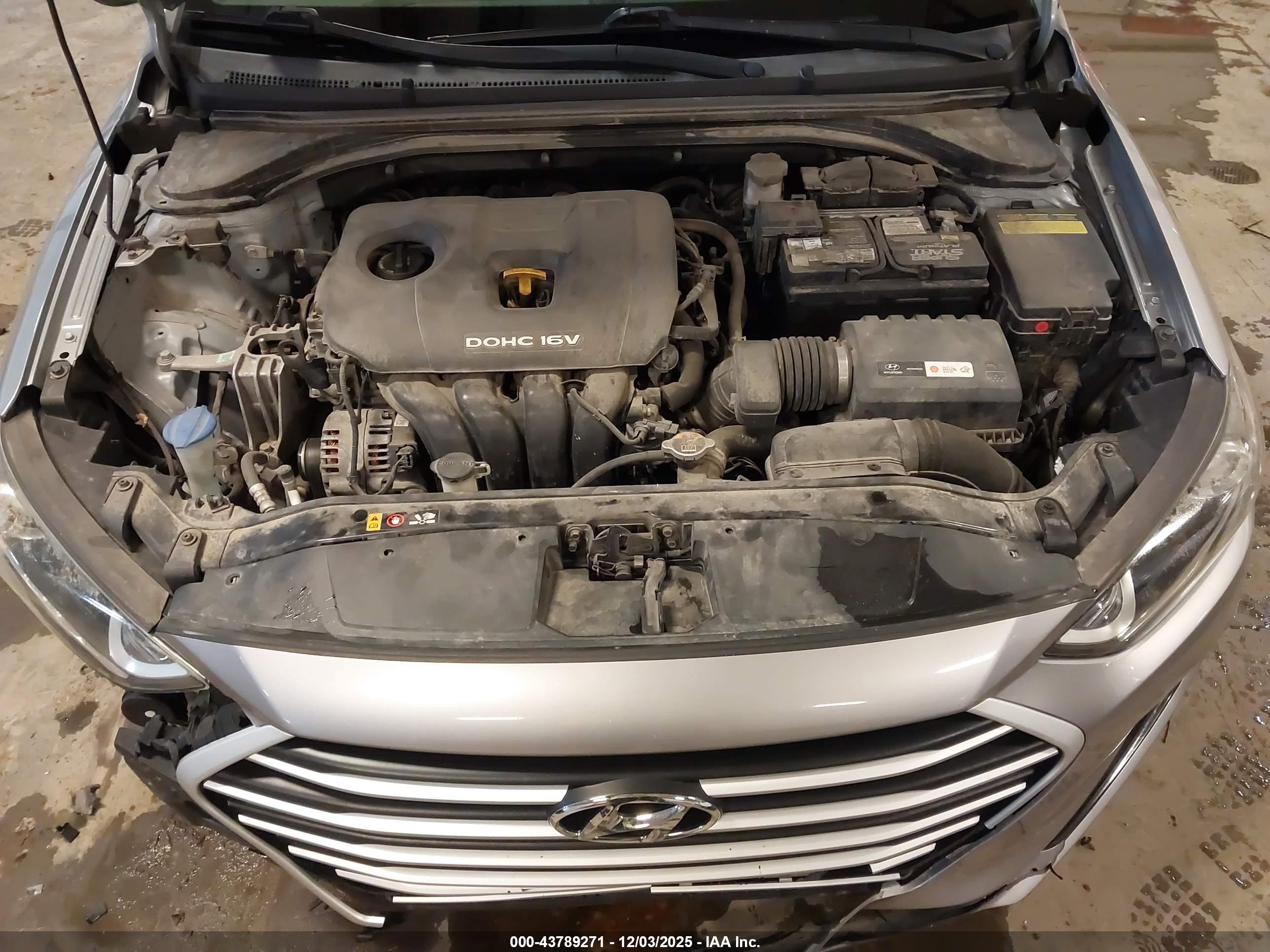 HYUNDAI ELANTRA image 10