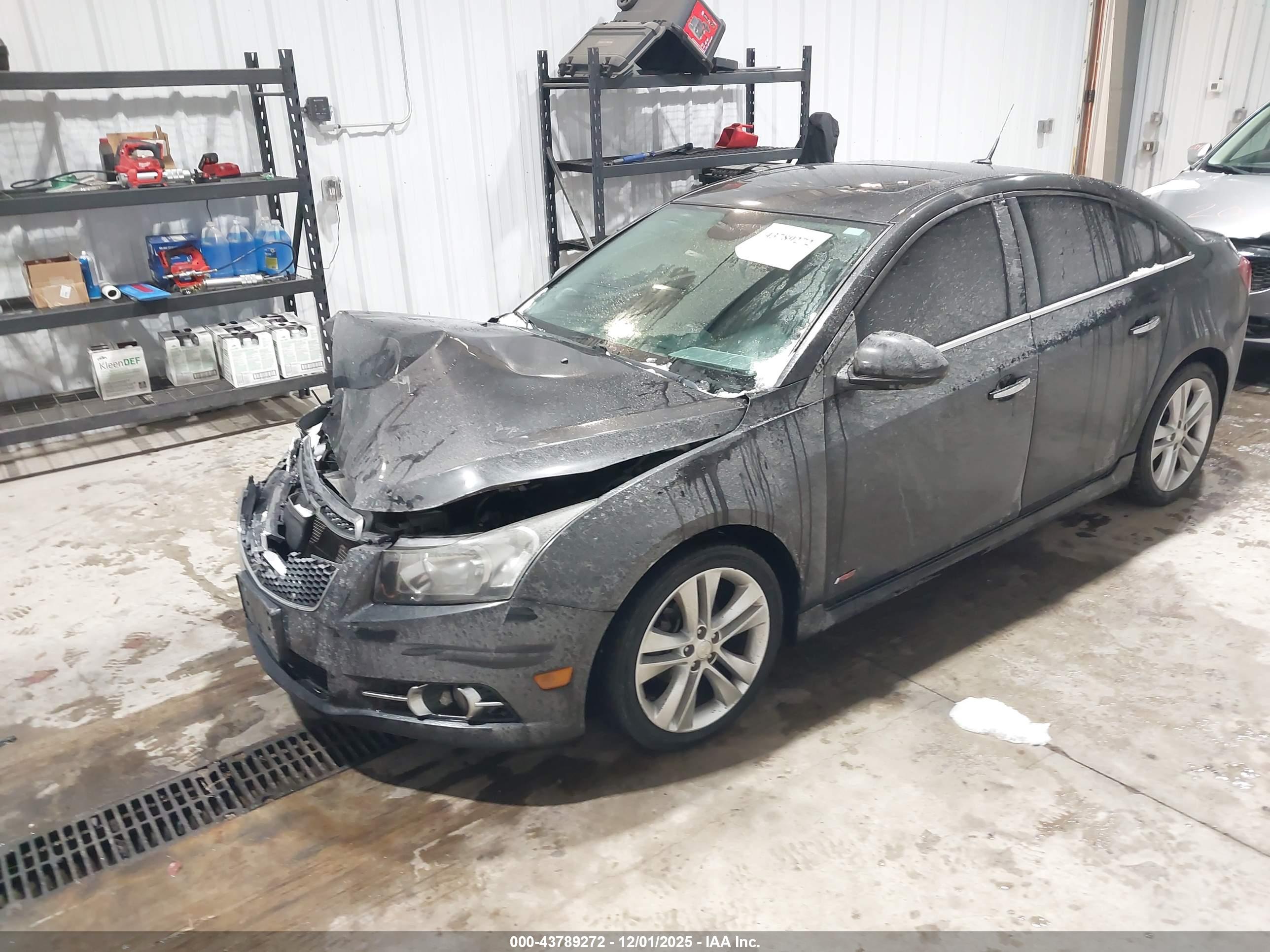 CHEVROLET CRUZE image 2