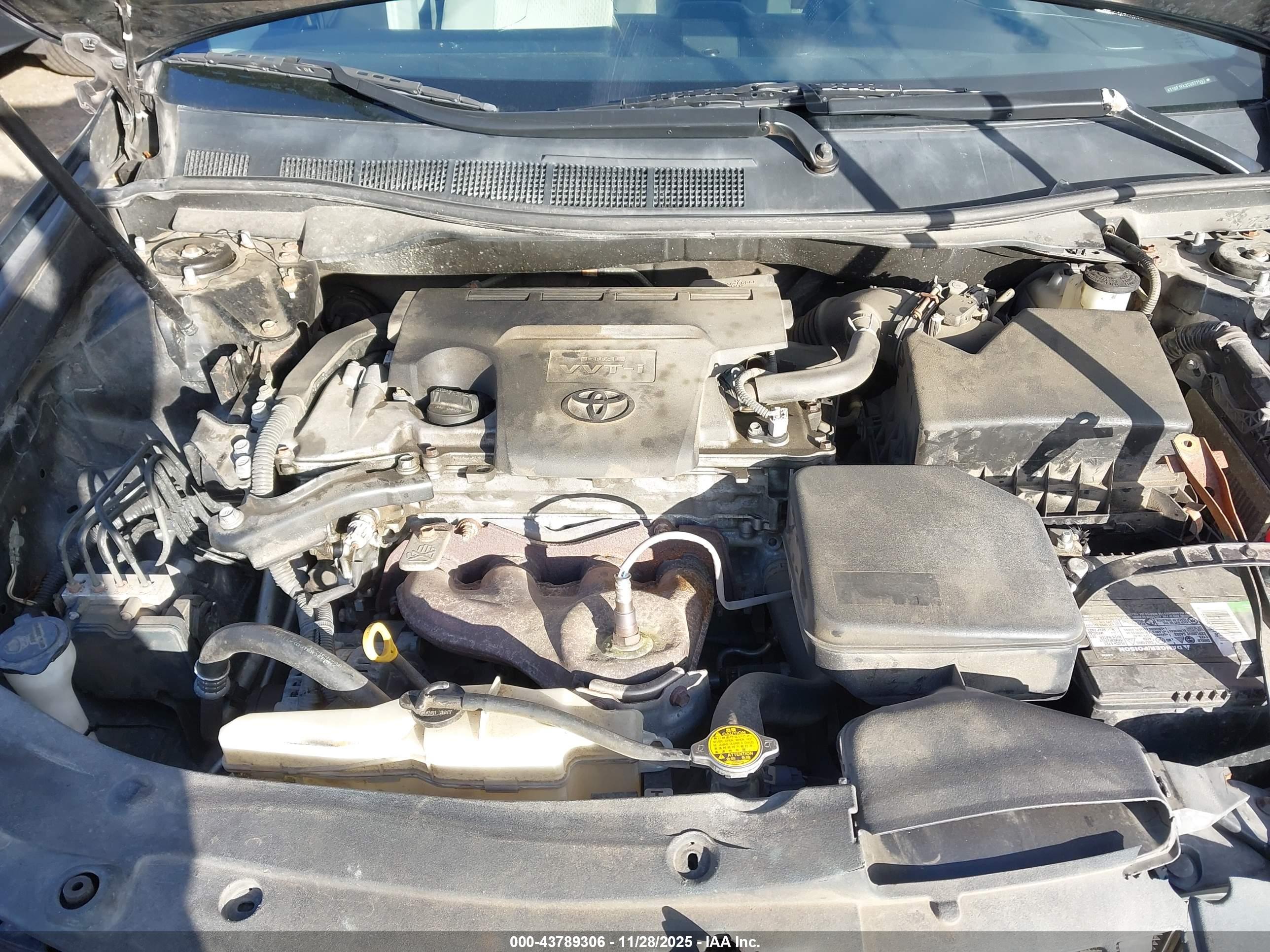 TOYOTA CAMRY image 10