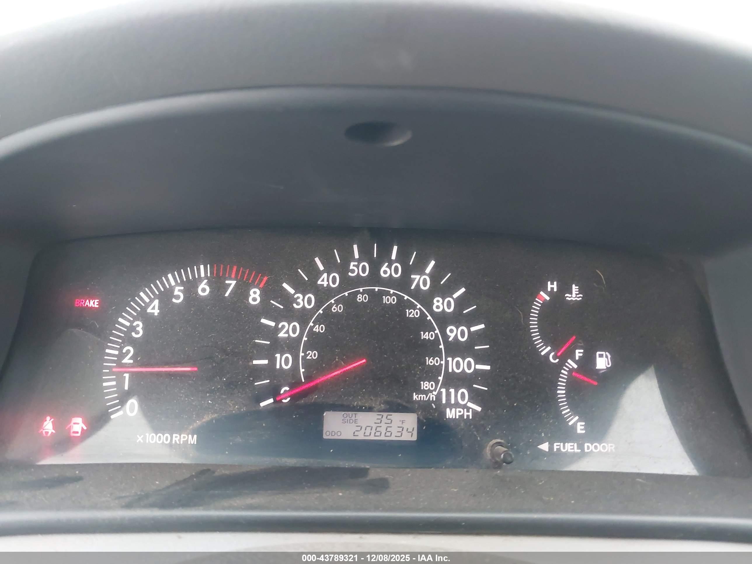 TOYOTA COROLLA image 7