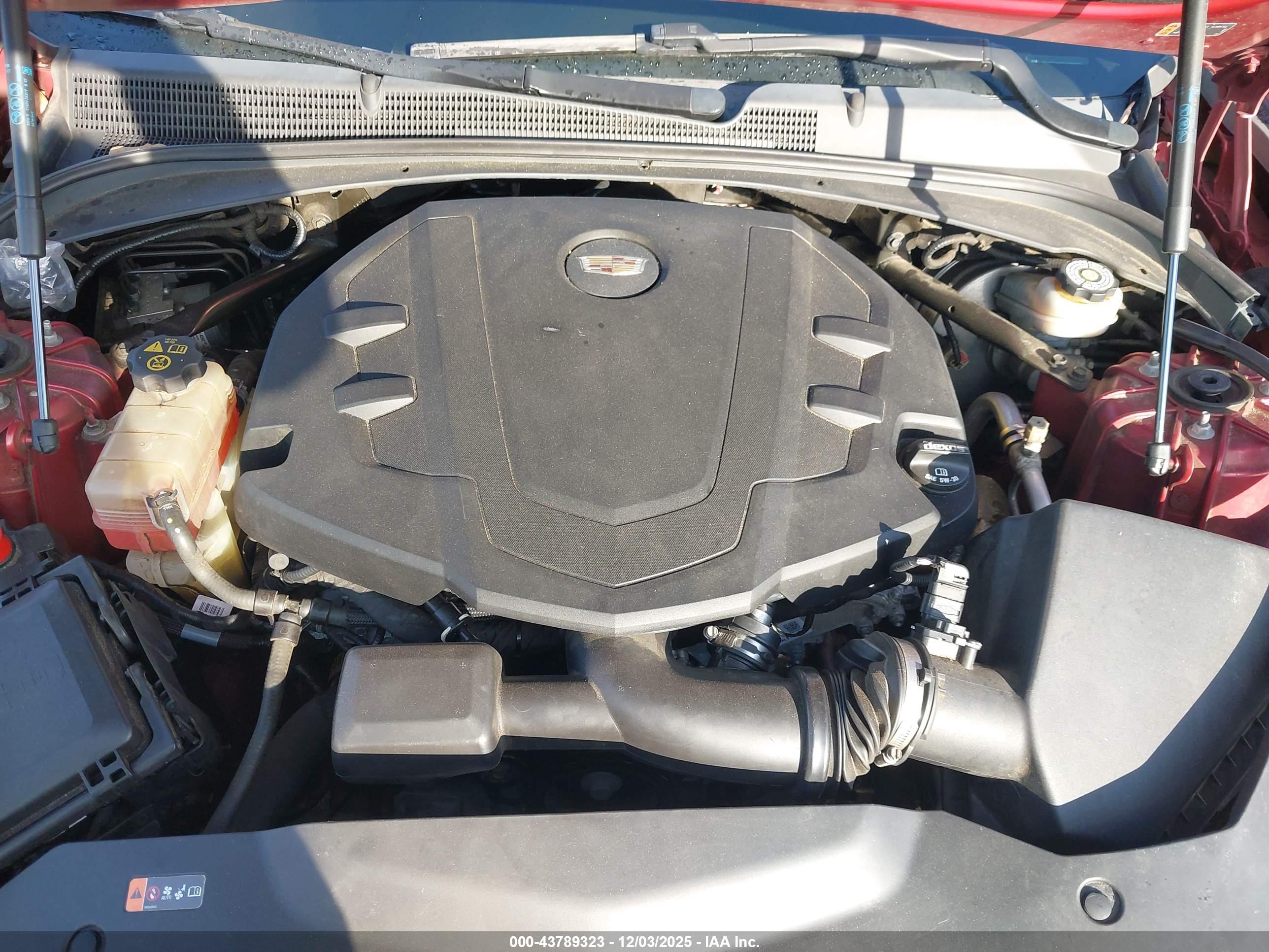 CADILLAC CTS image 10