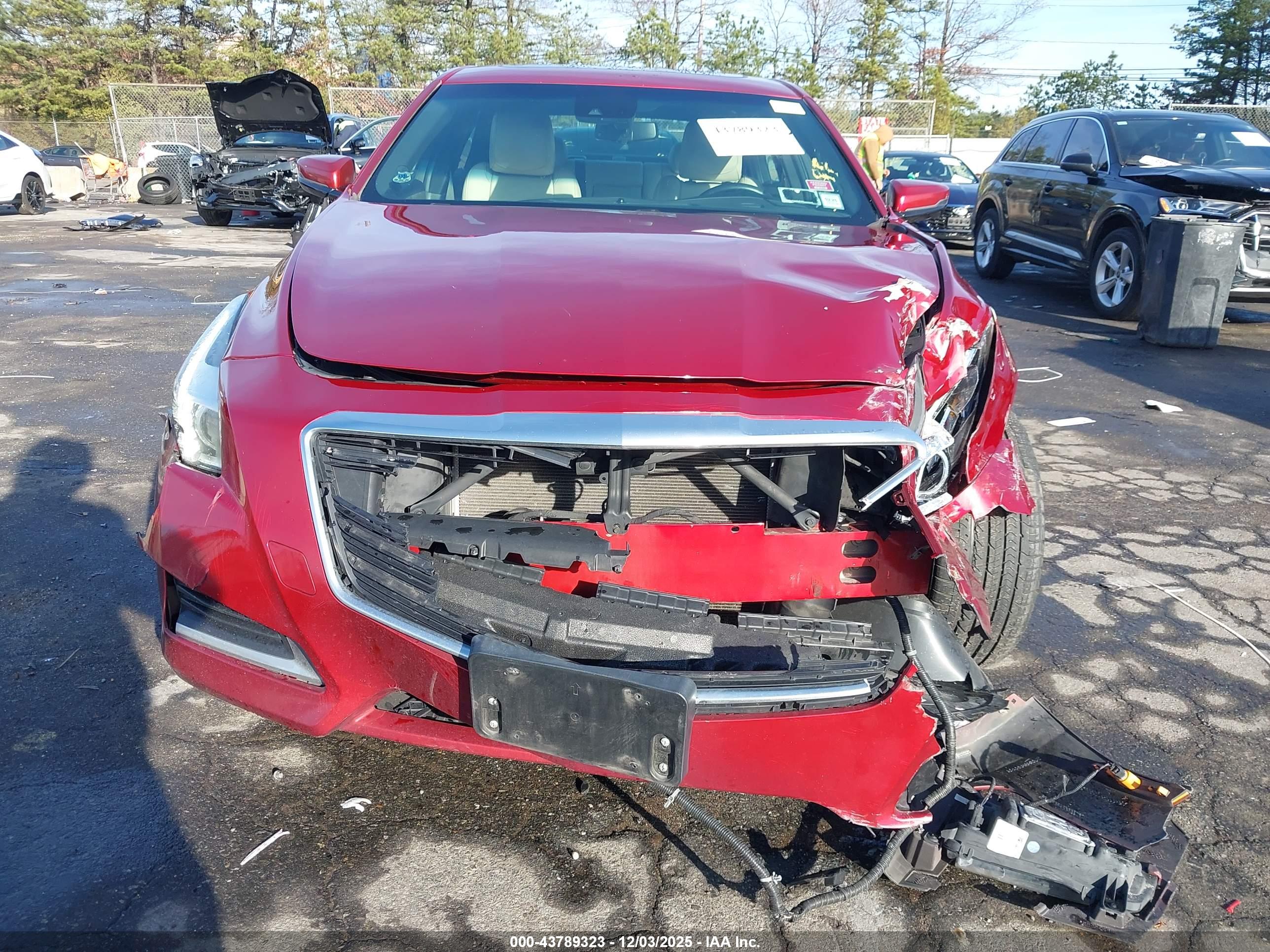 CADILLAC CTS image 6