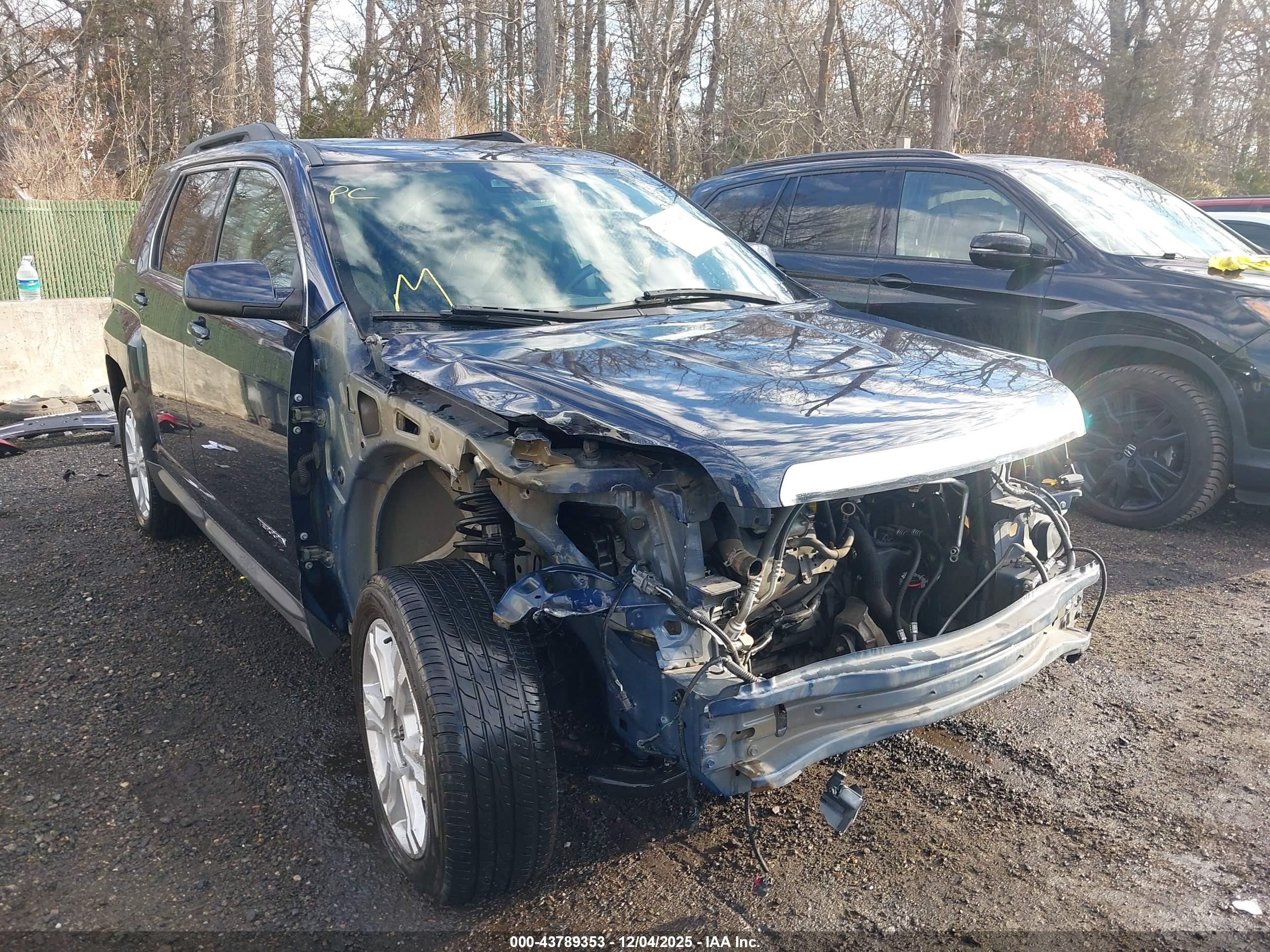 GMC TERRAIN image 6