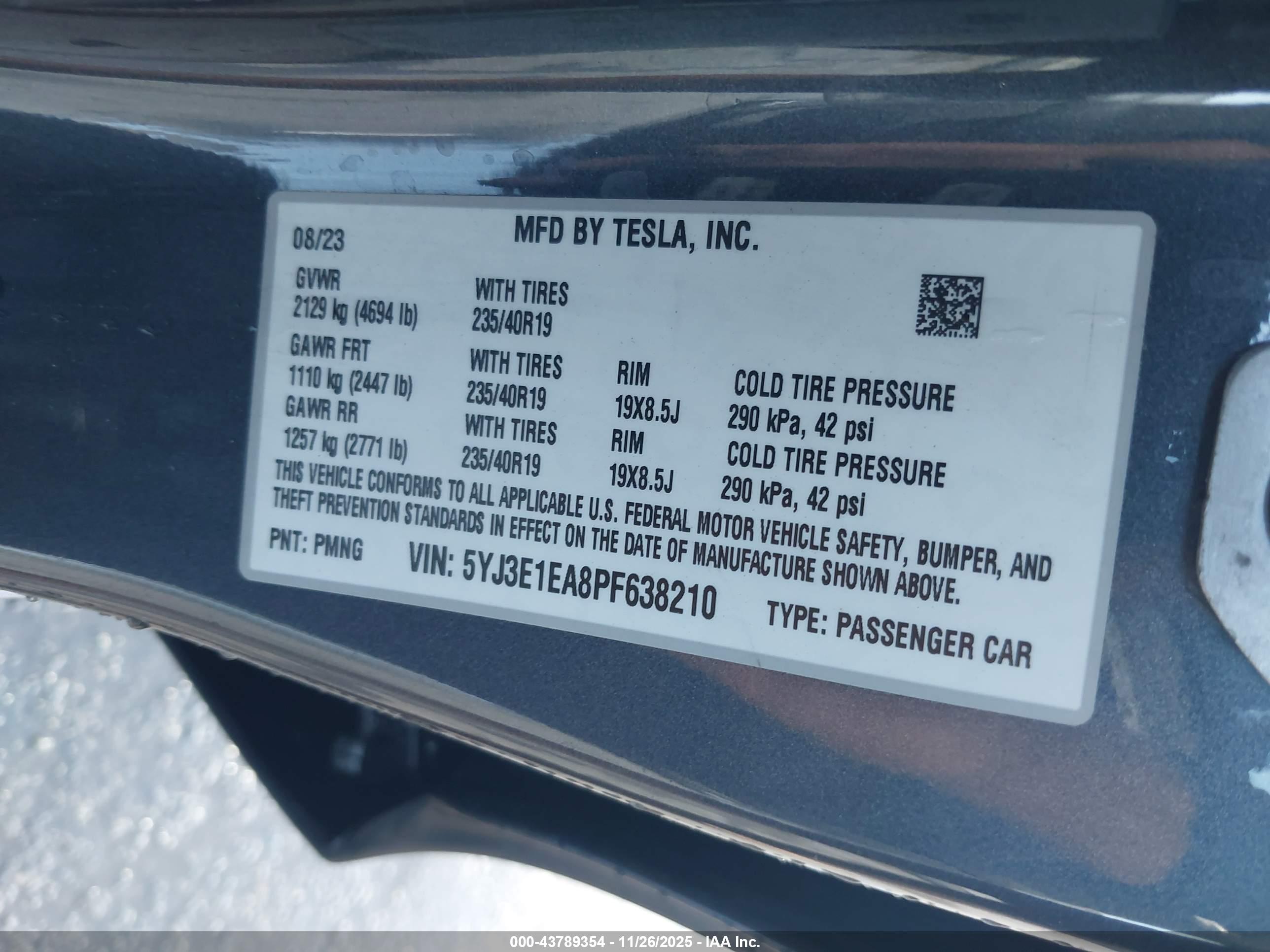 TESLA MODEL image 9