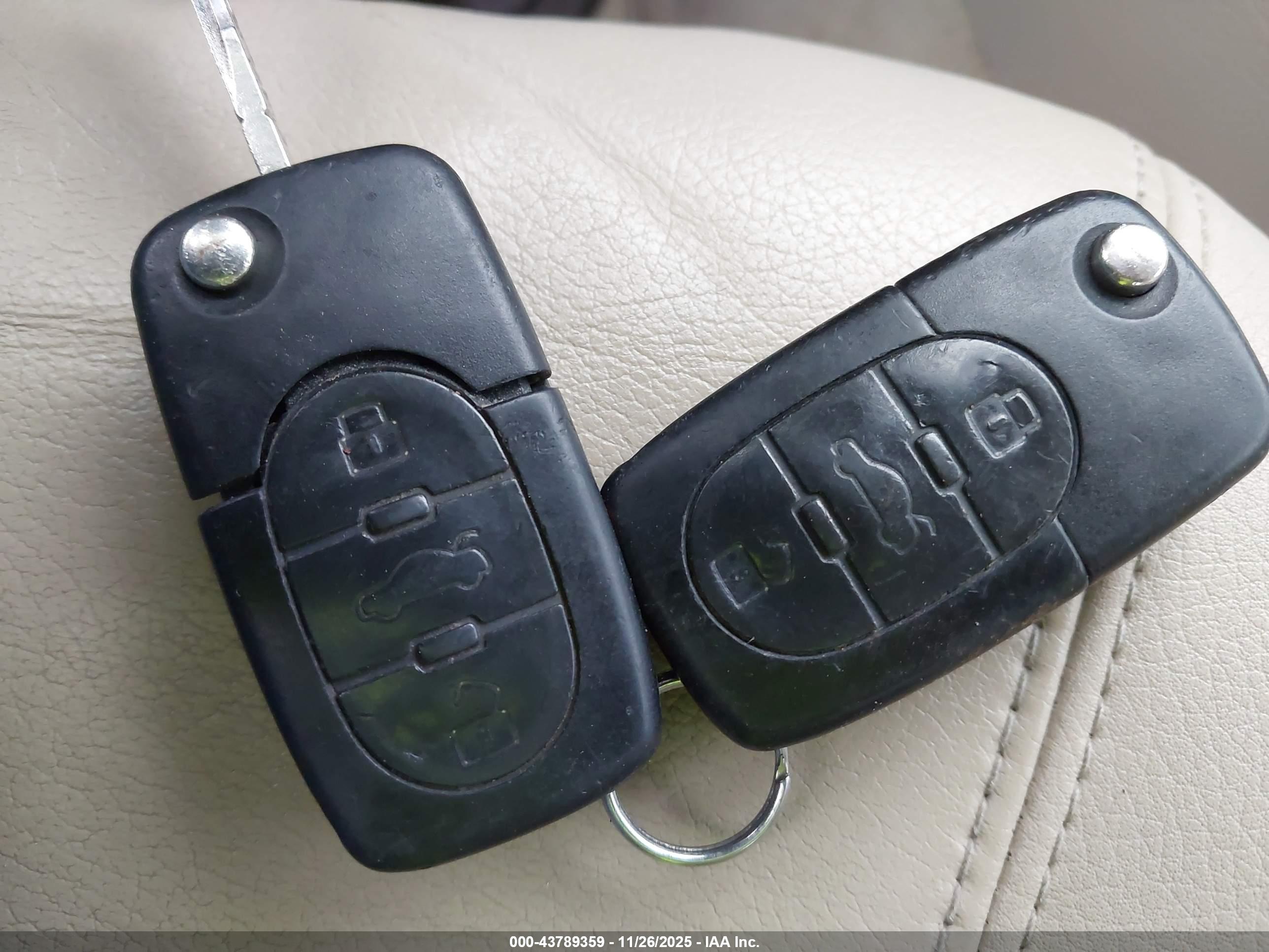 AUDI A6 image 11