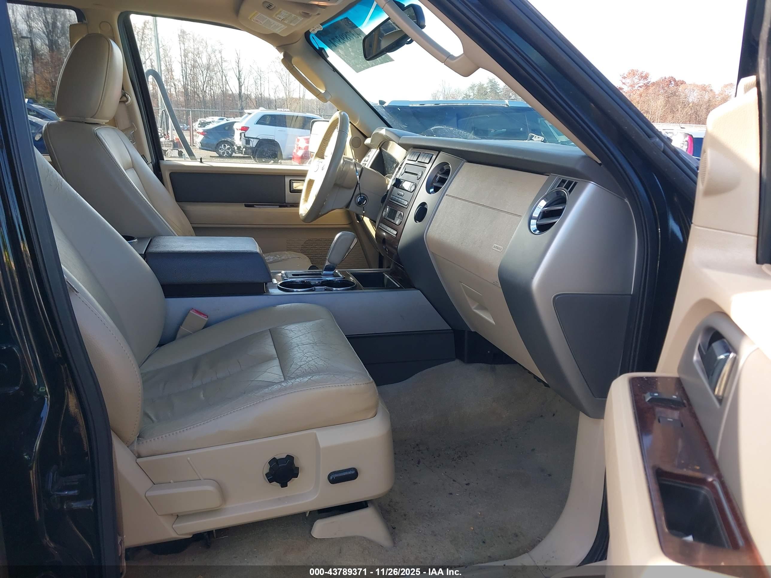FORD EXPEDITION image 5