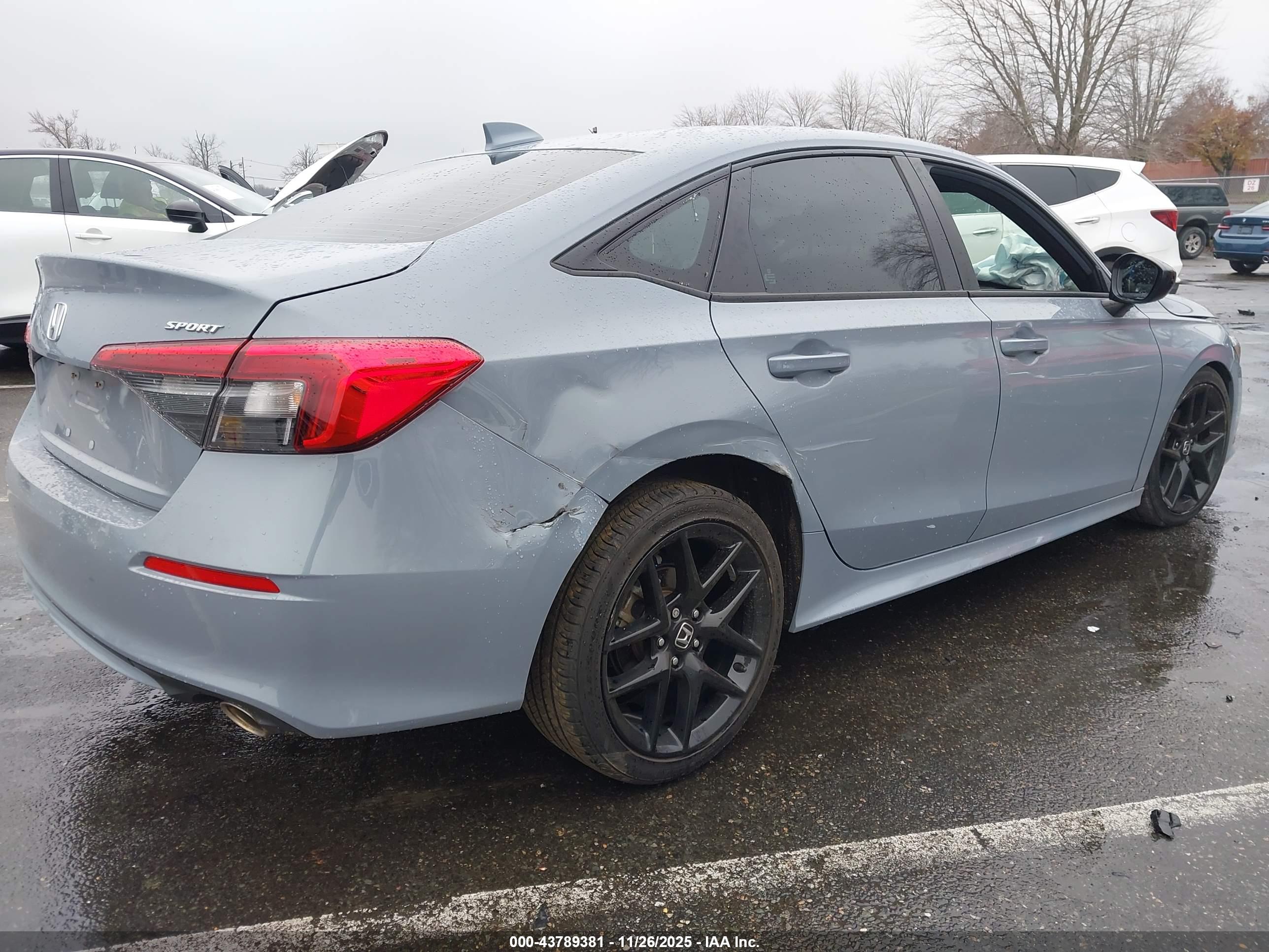 HONDA CIVIC image 4
