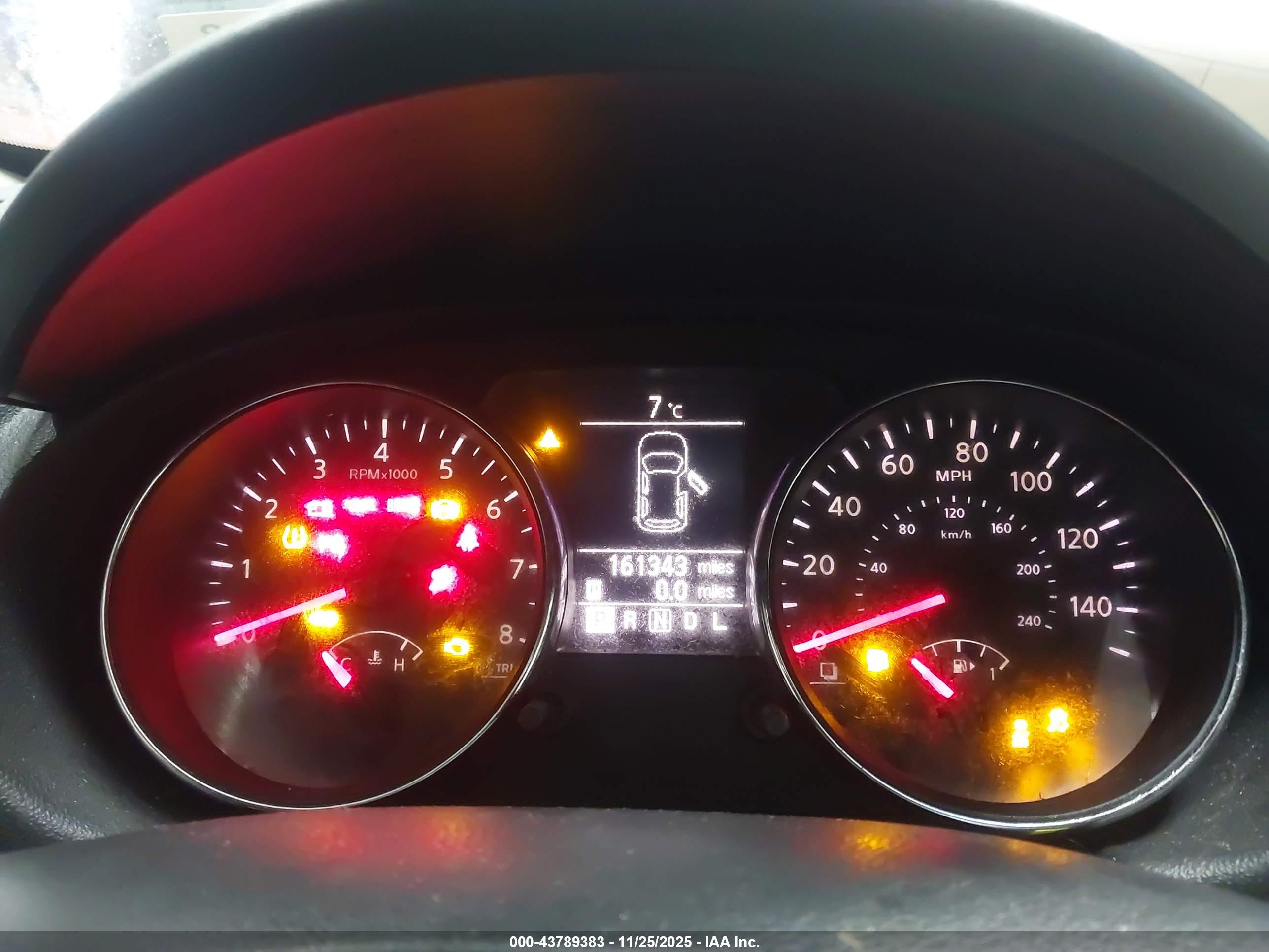 NISSAN ROGUE image 7