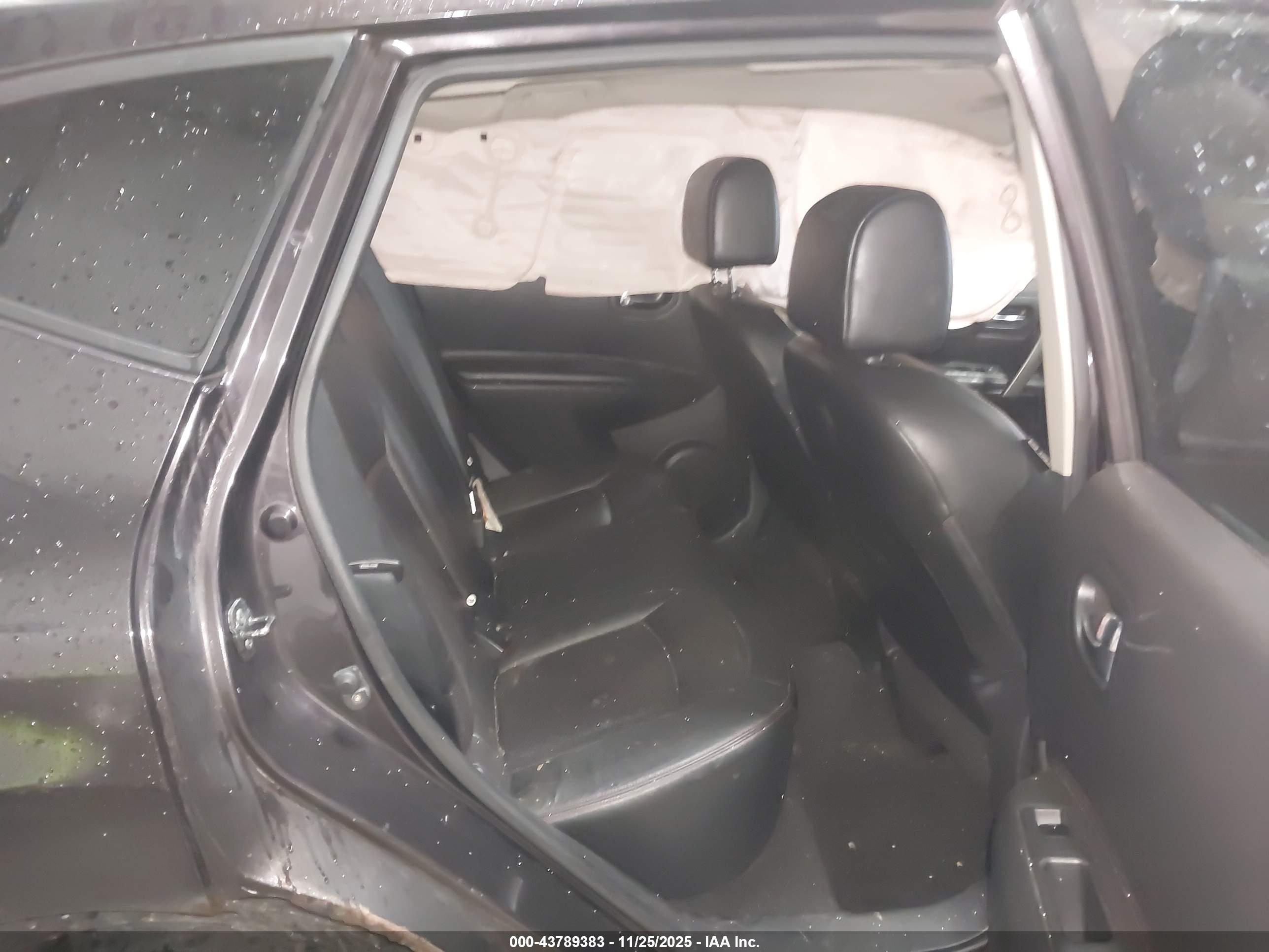NISSAN ROGUE image 8