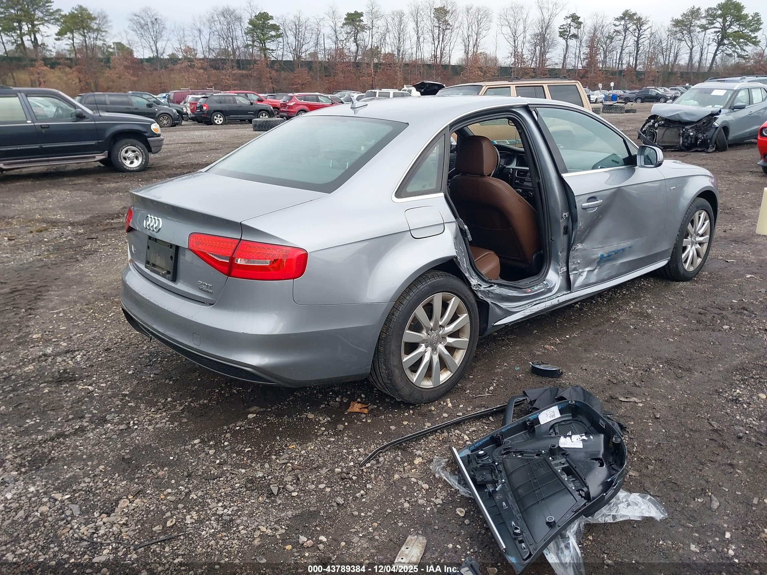 AUDI A4 image 4