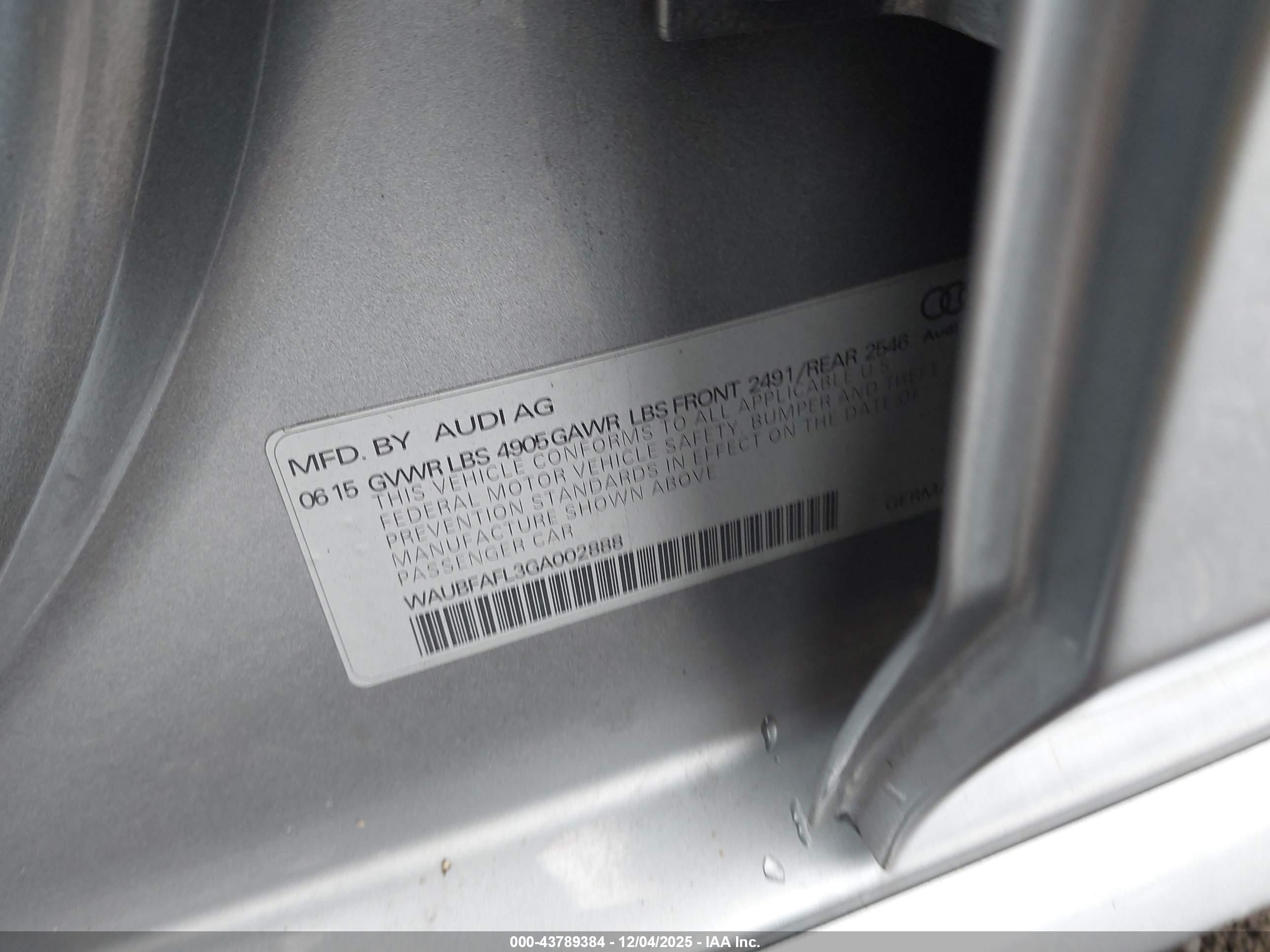 AUDI A4 image 9