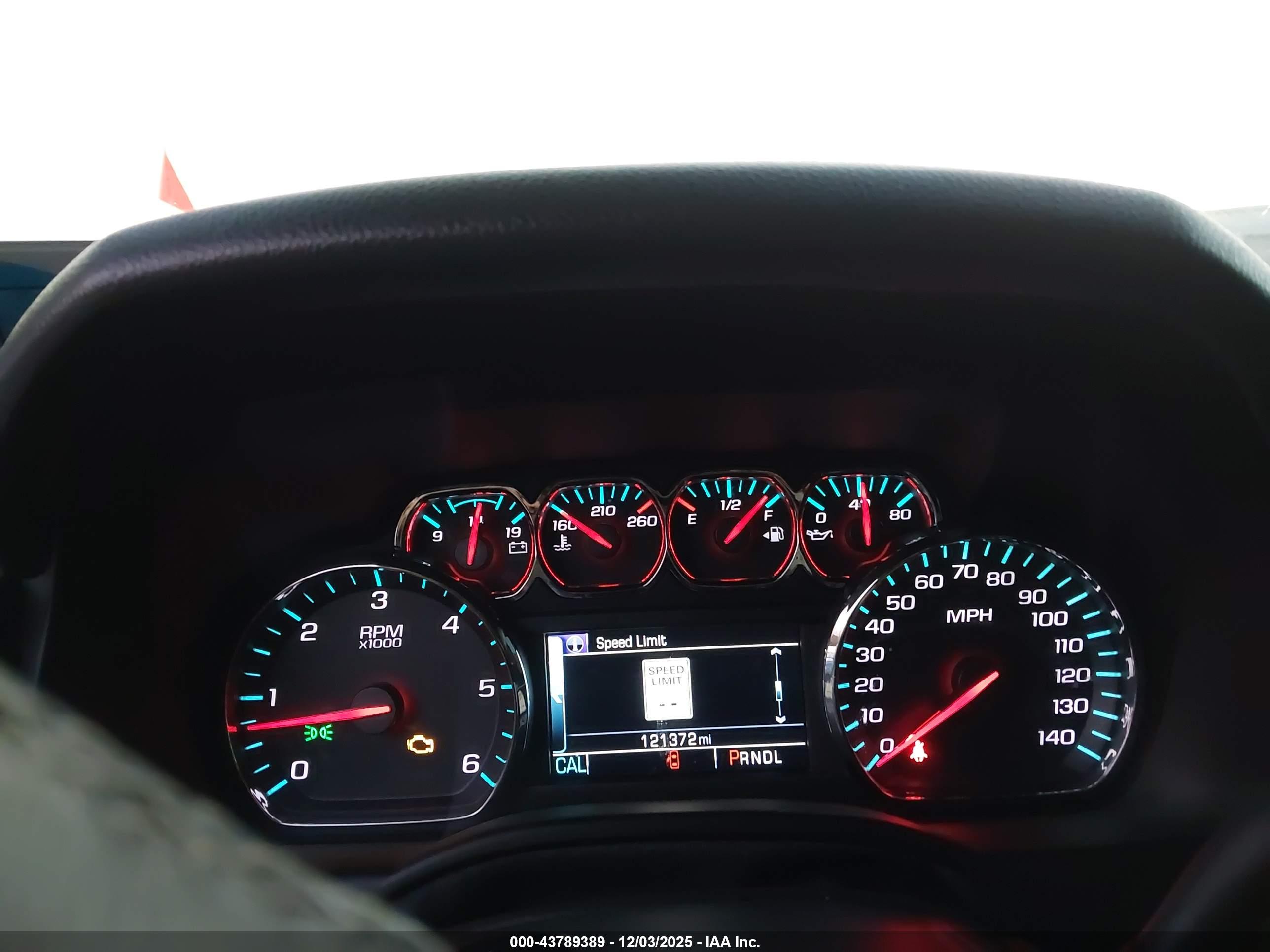 GMC YUKON image 7