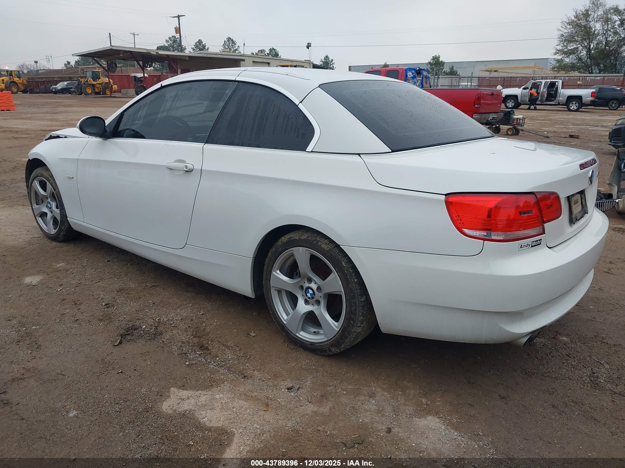BMW 328I image 3