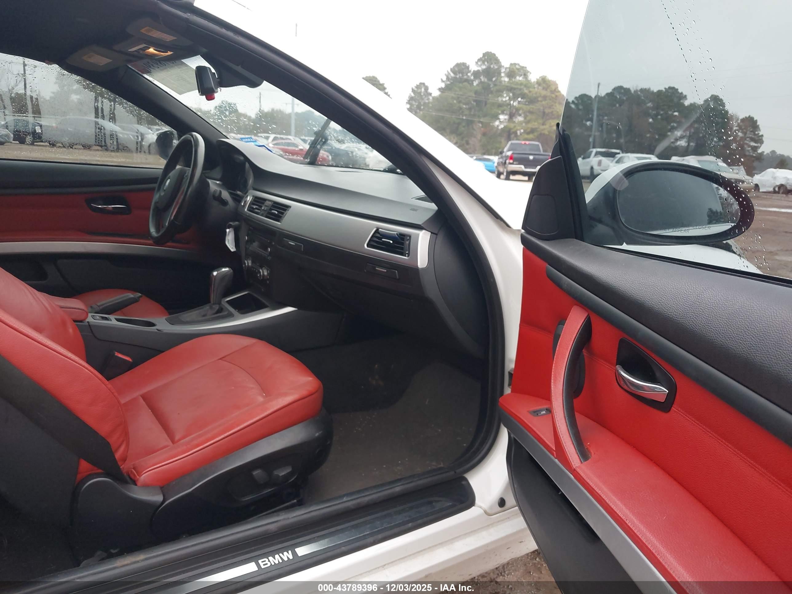 BMW 328I image 5