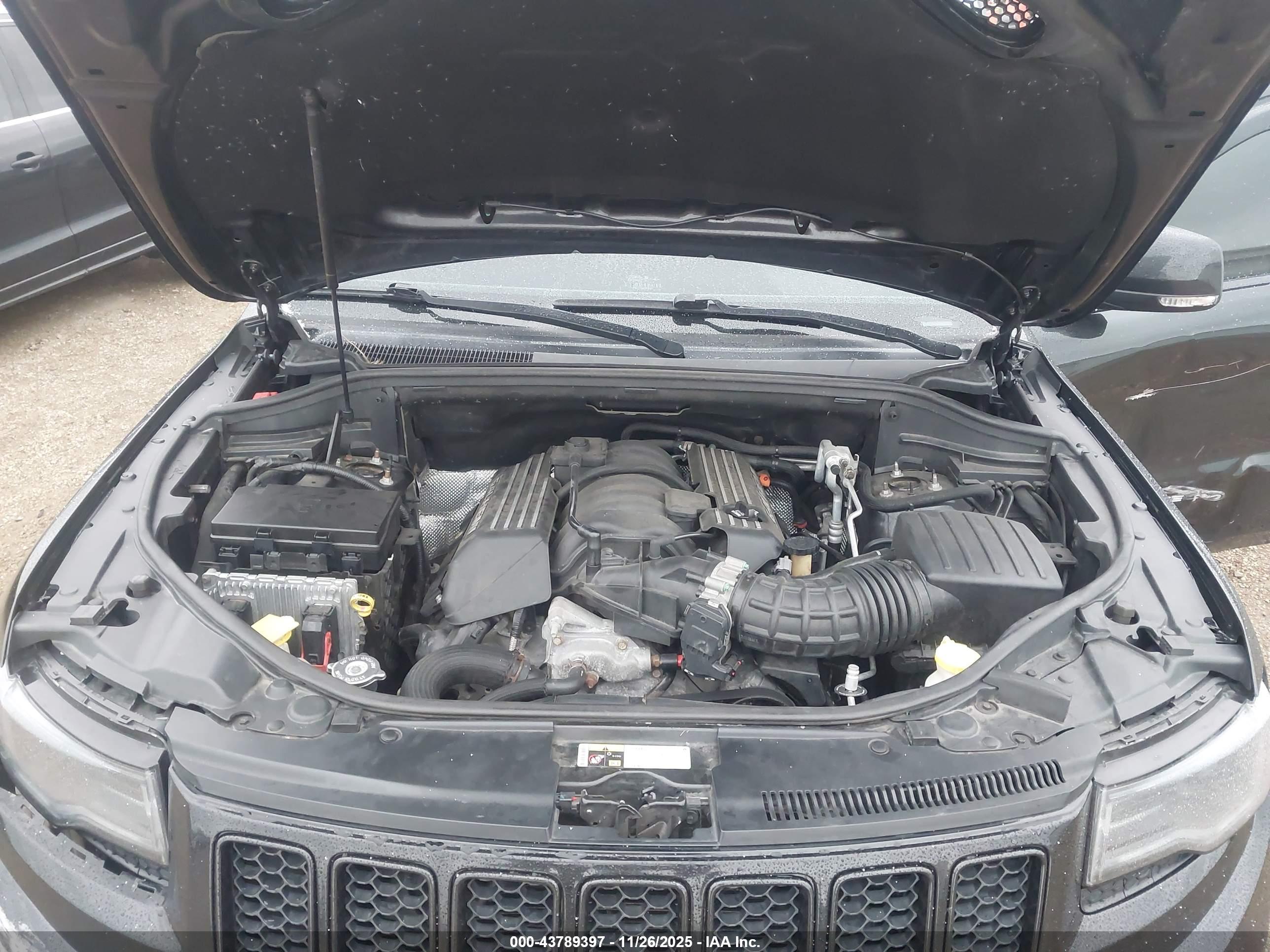 JEEP GRAND image 10