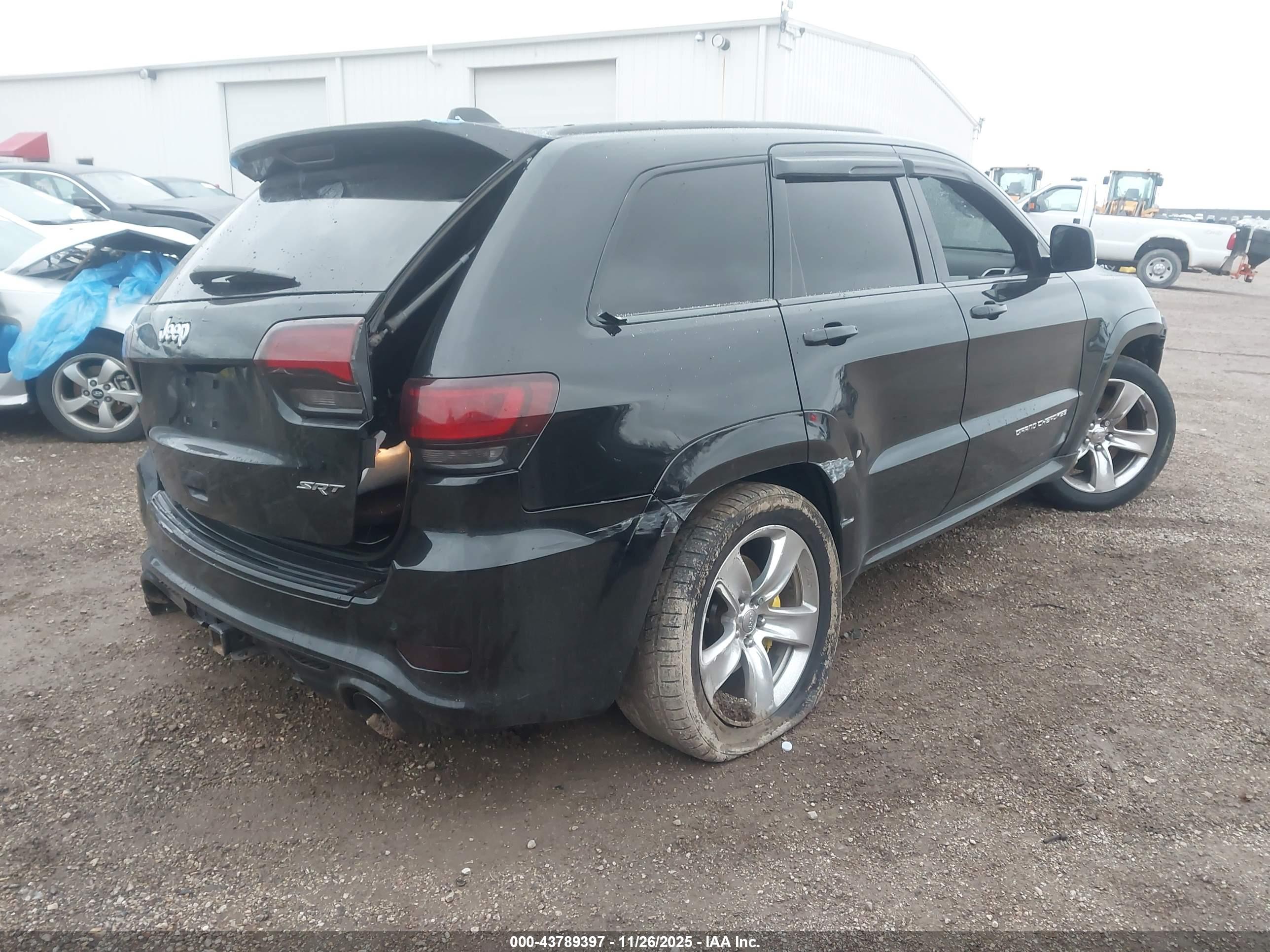 JEEP GRAND image 4