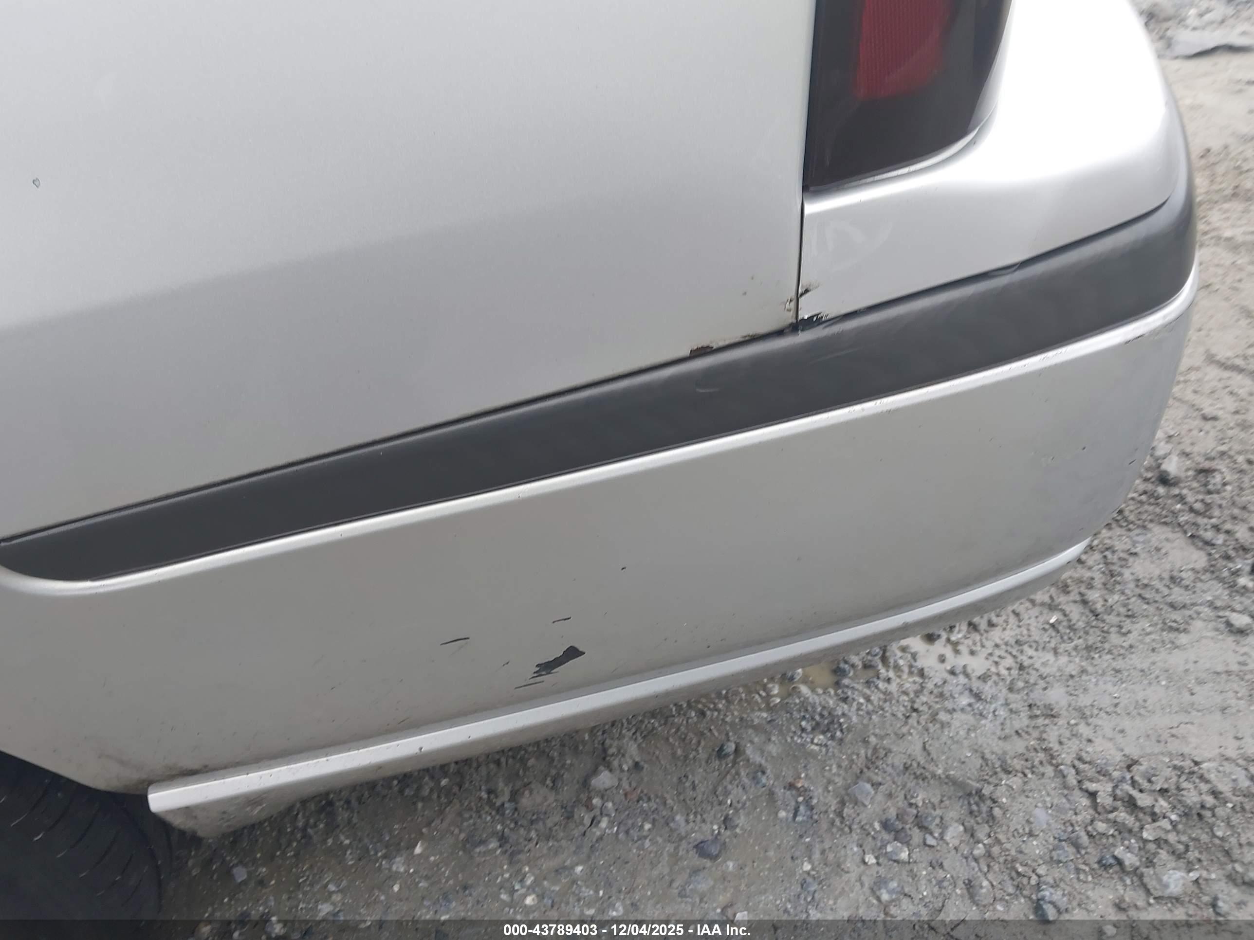 CHEVROLET IMPALA image 6