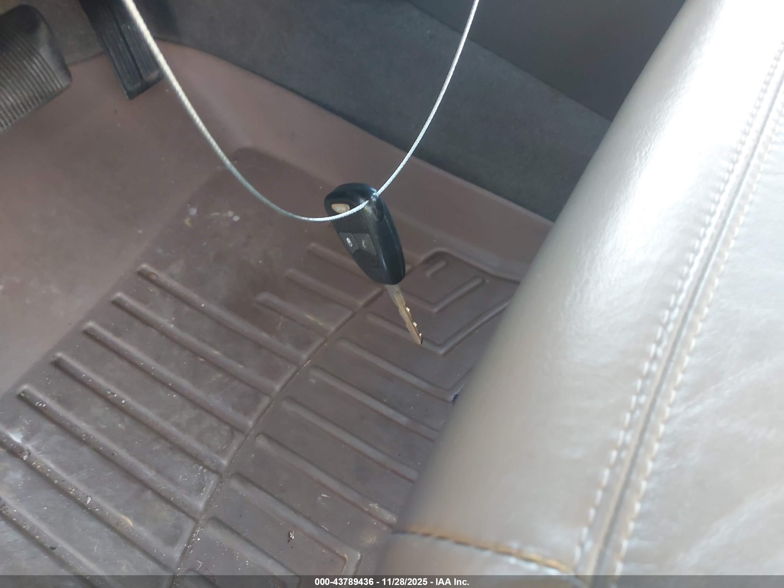 DODGE RAM image 11