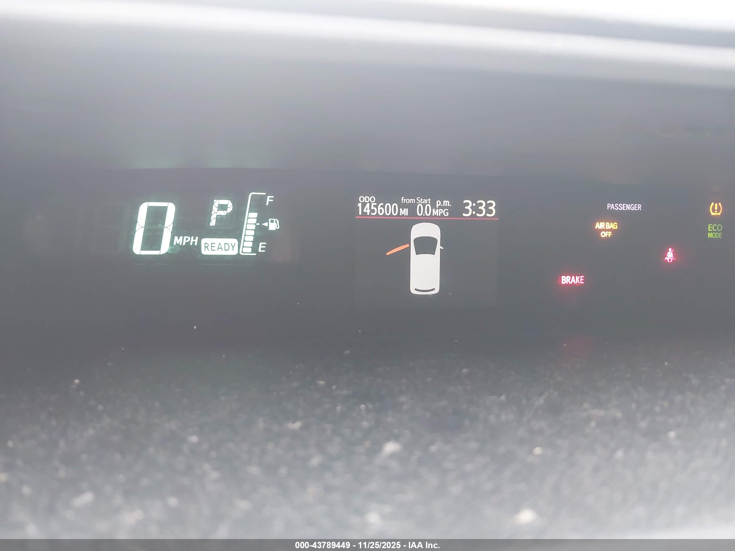 TOYOTA PRIUS image 7
