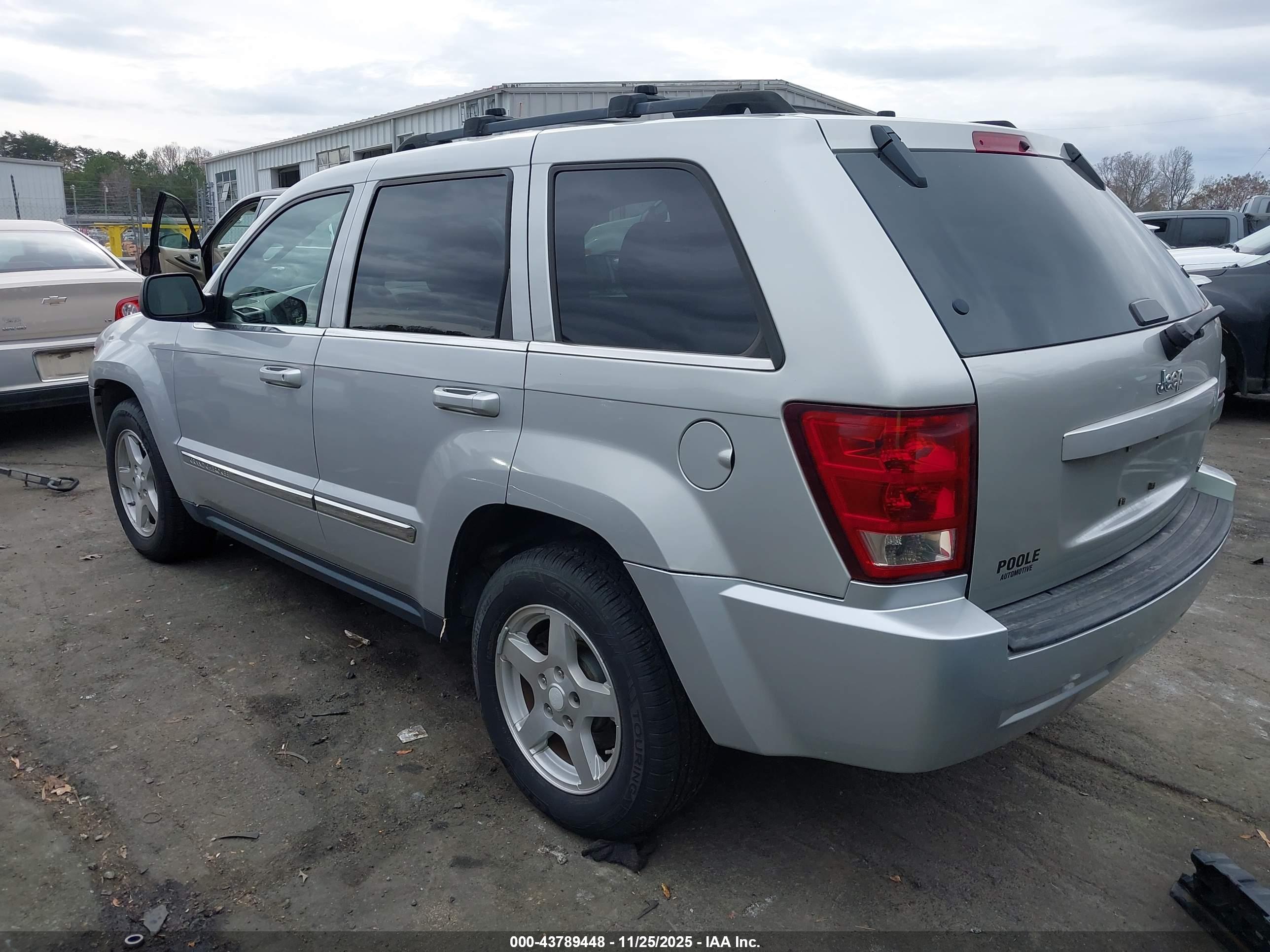 JEEP GRAND image 3