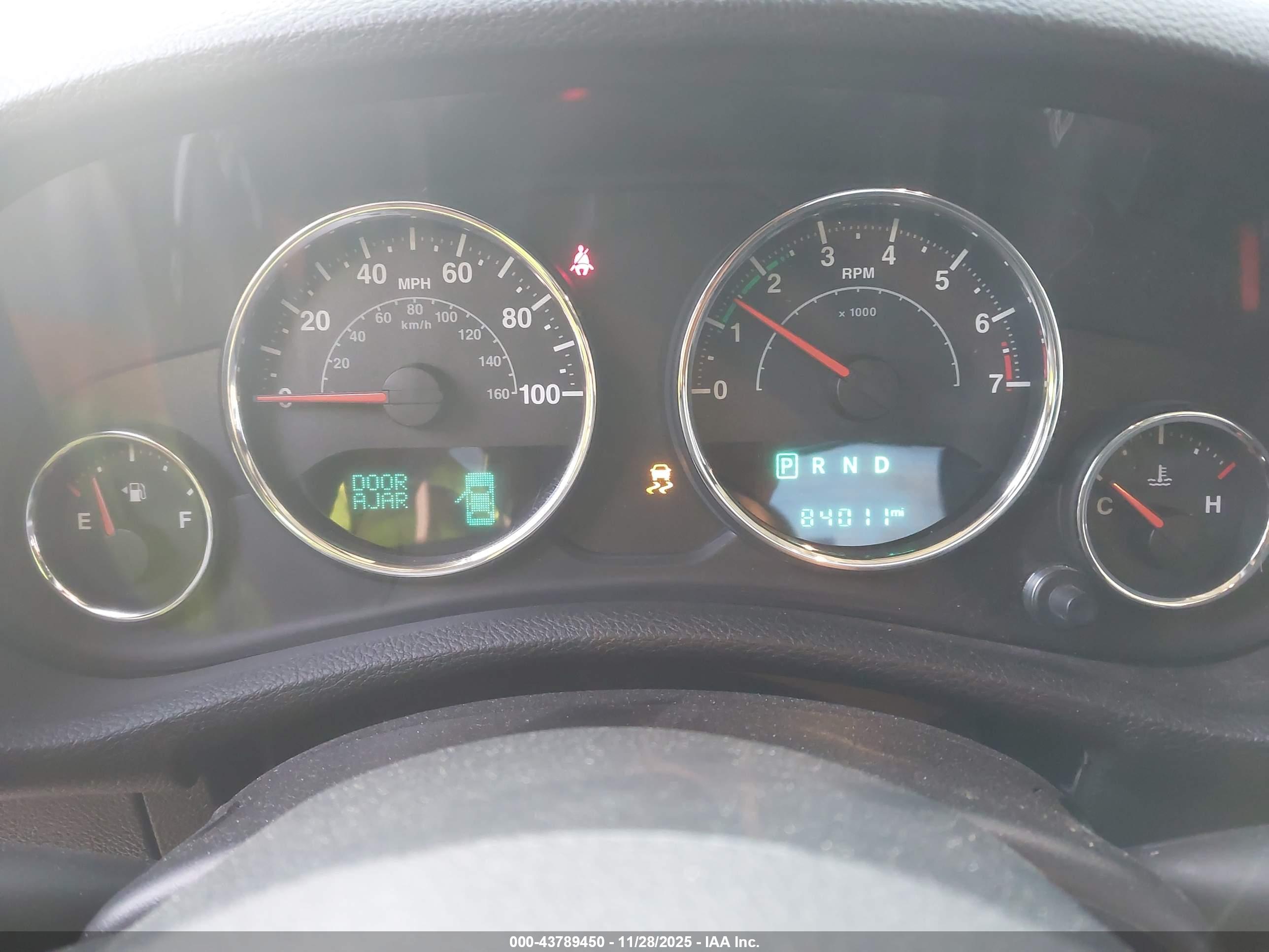 JEEP WRANGLER image 7