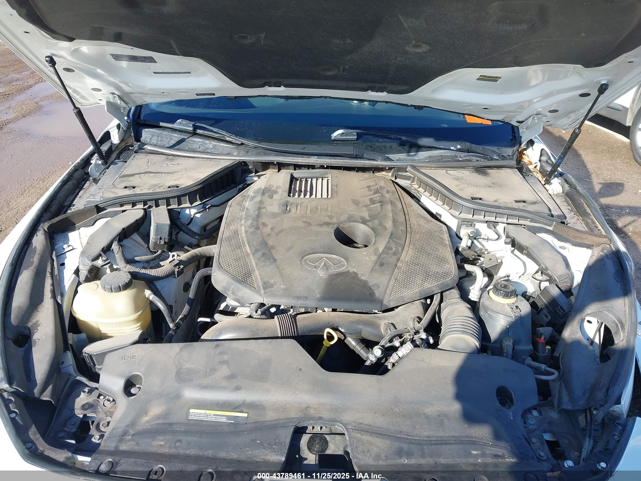 INFINITI Q50 image 10