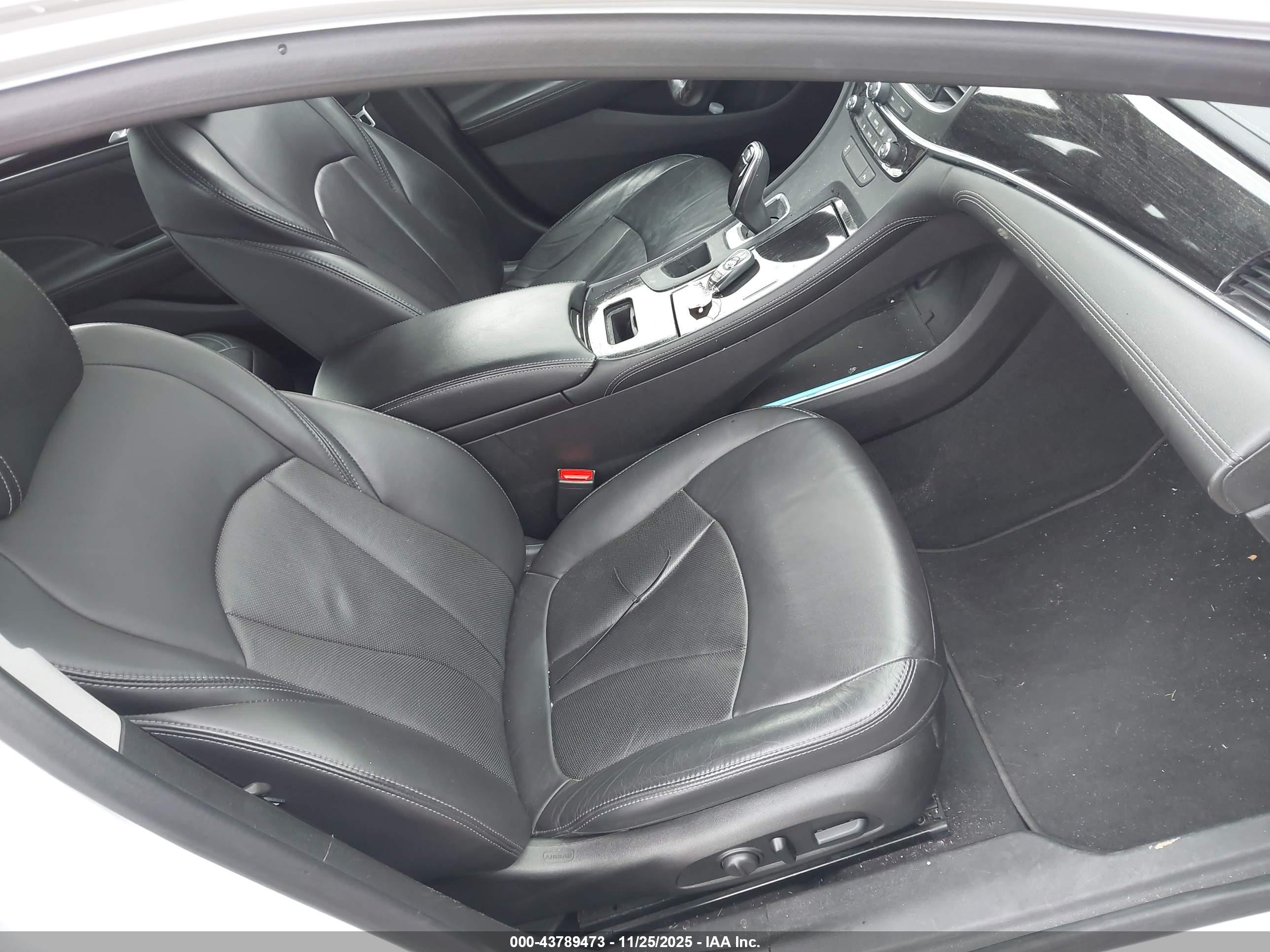 BUICK LACROSSE image 5