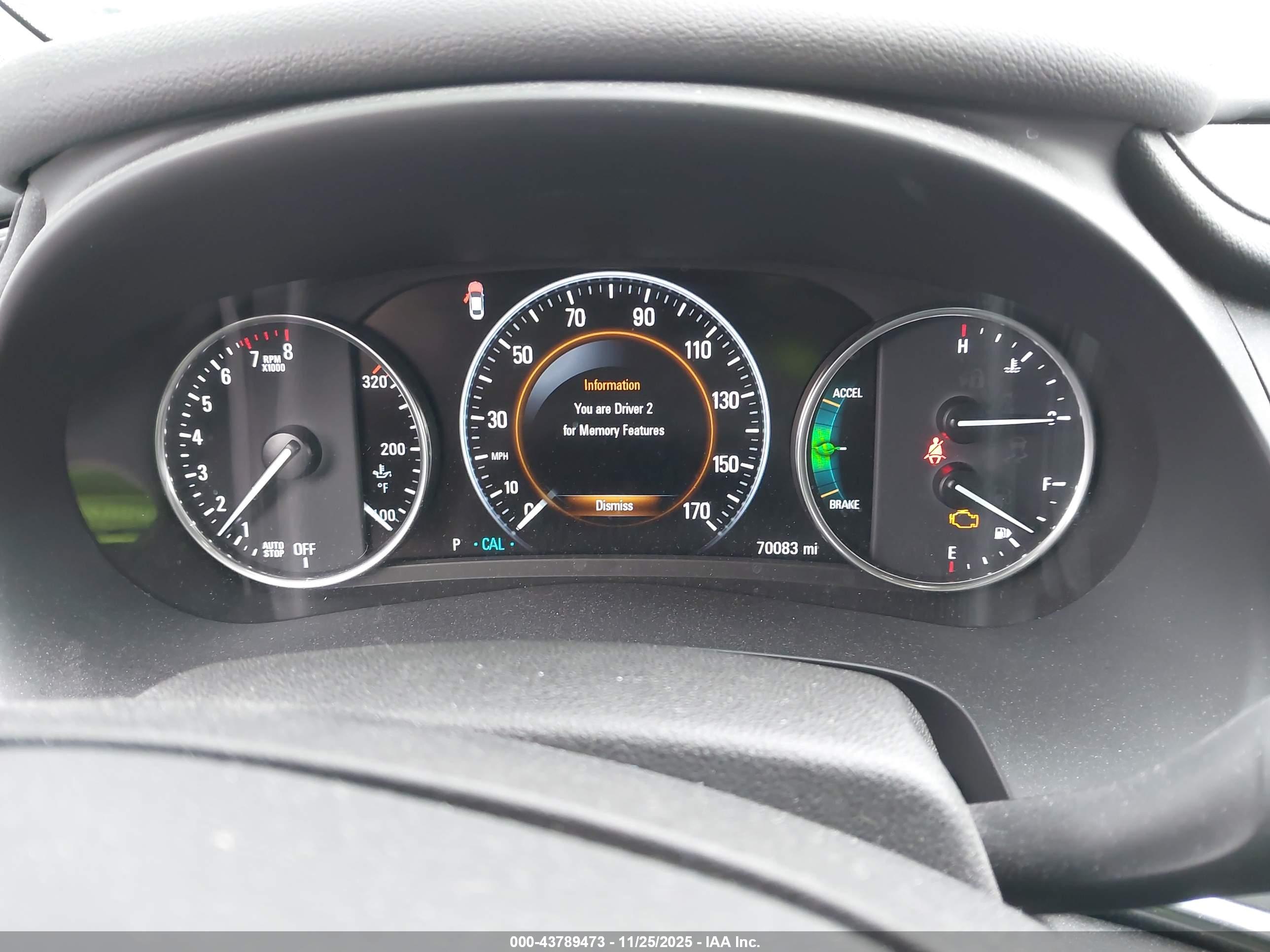 BUICK LACROSSE image 7