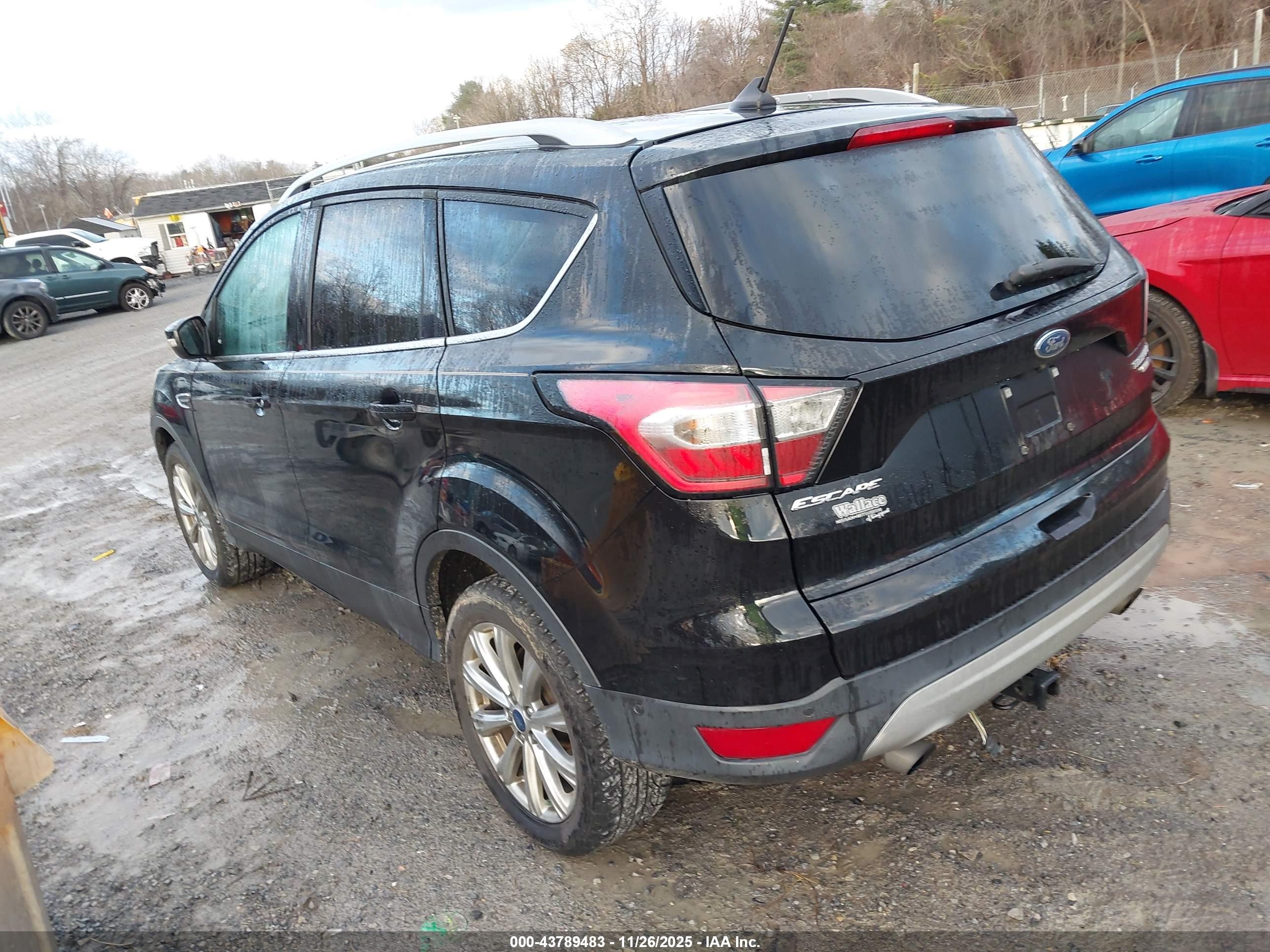 FORD ESCAPE image 3