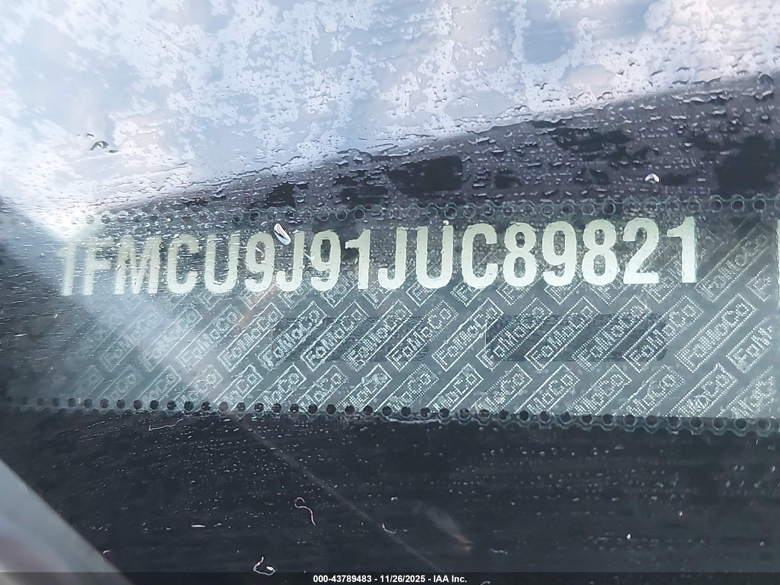FORD ESCAPE image 9