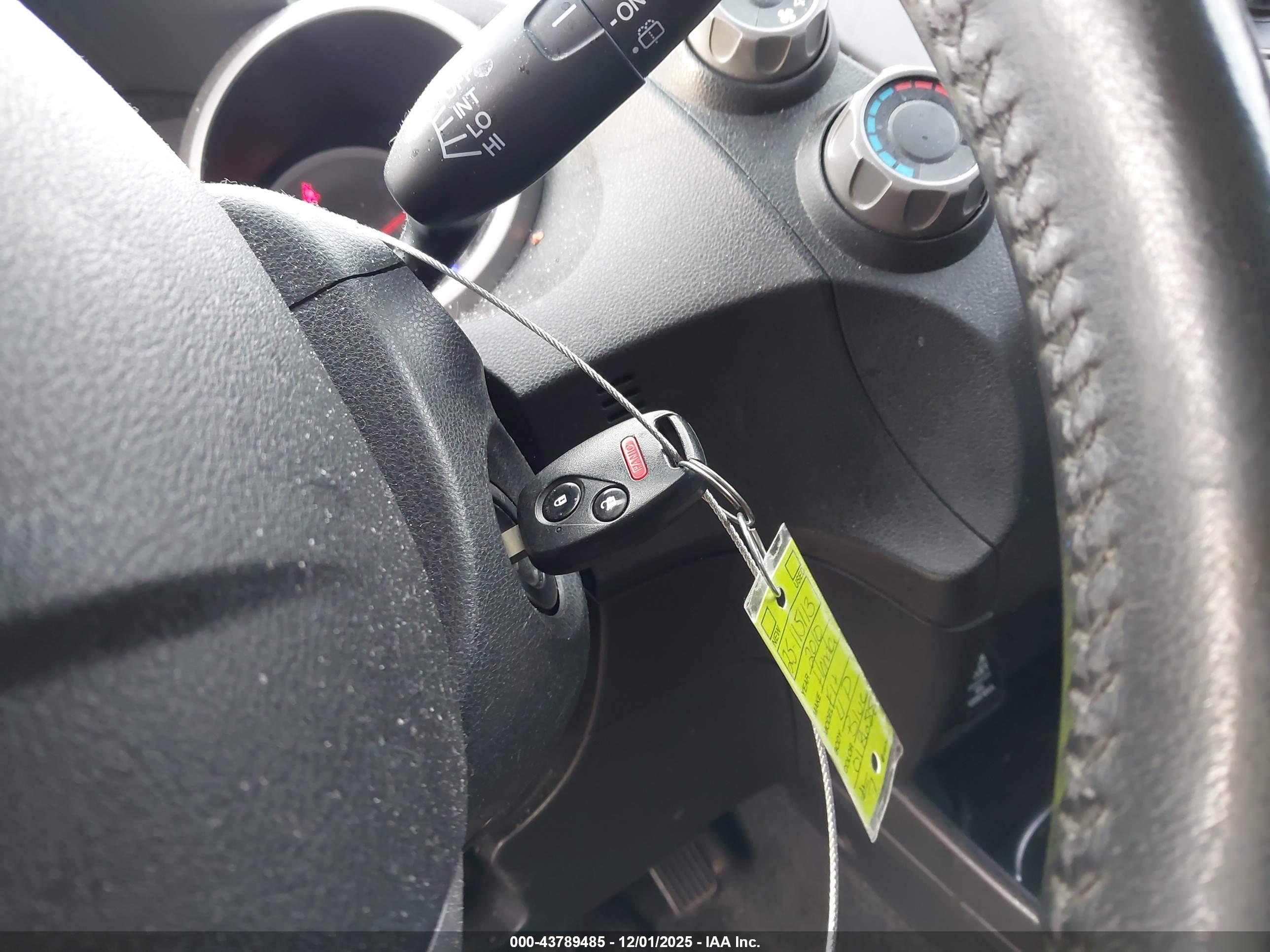 HONDA FIT image 11
