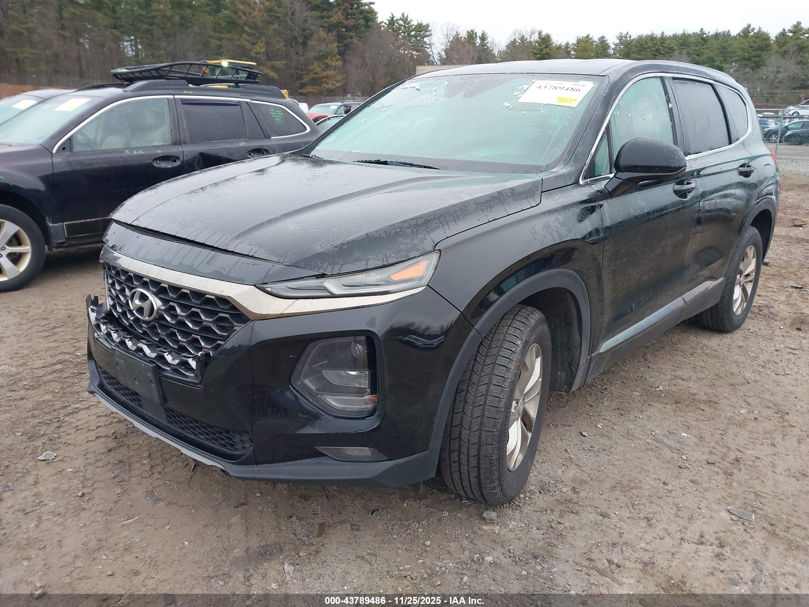 HYUNDAI SANTA image 2