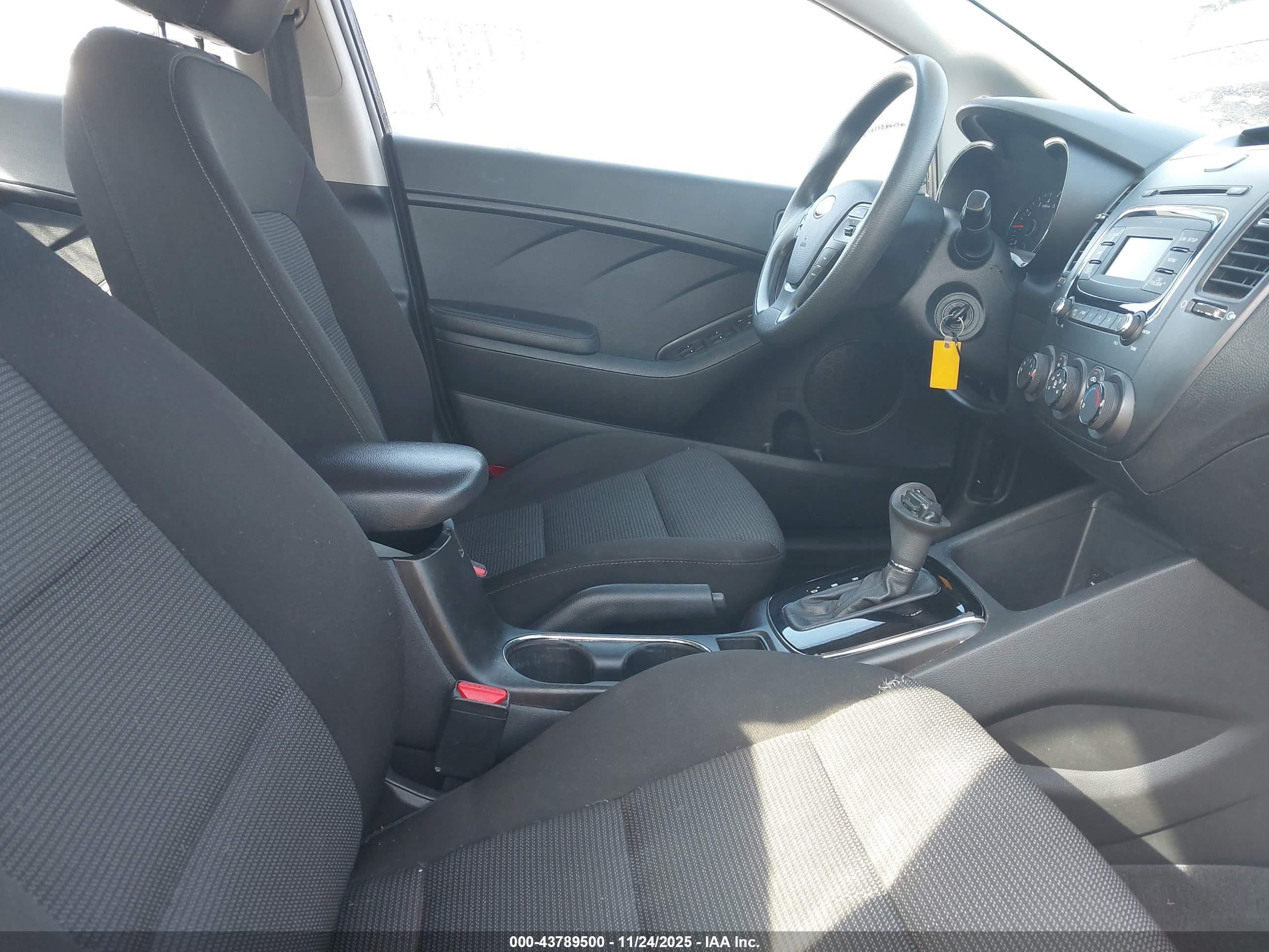 KIA FORTE image 5