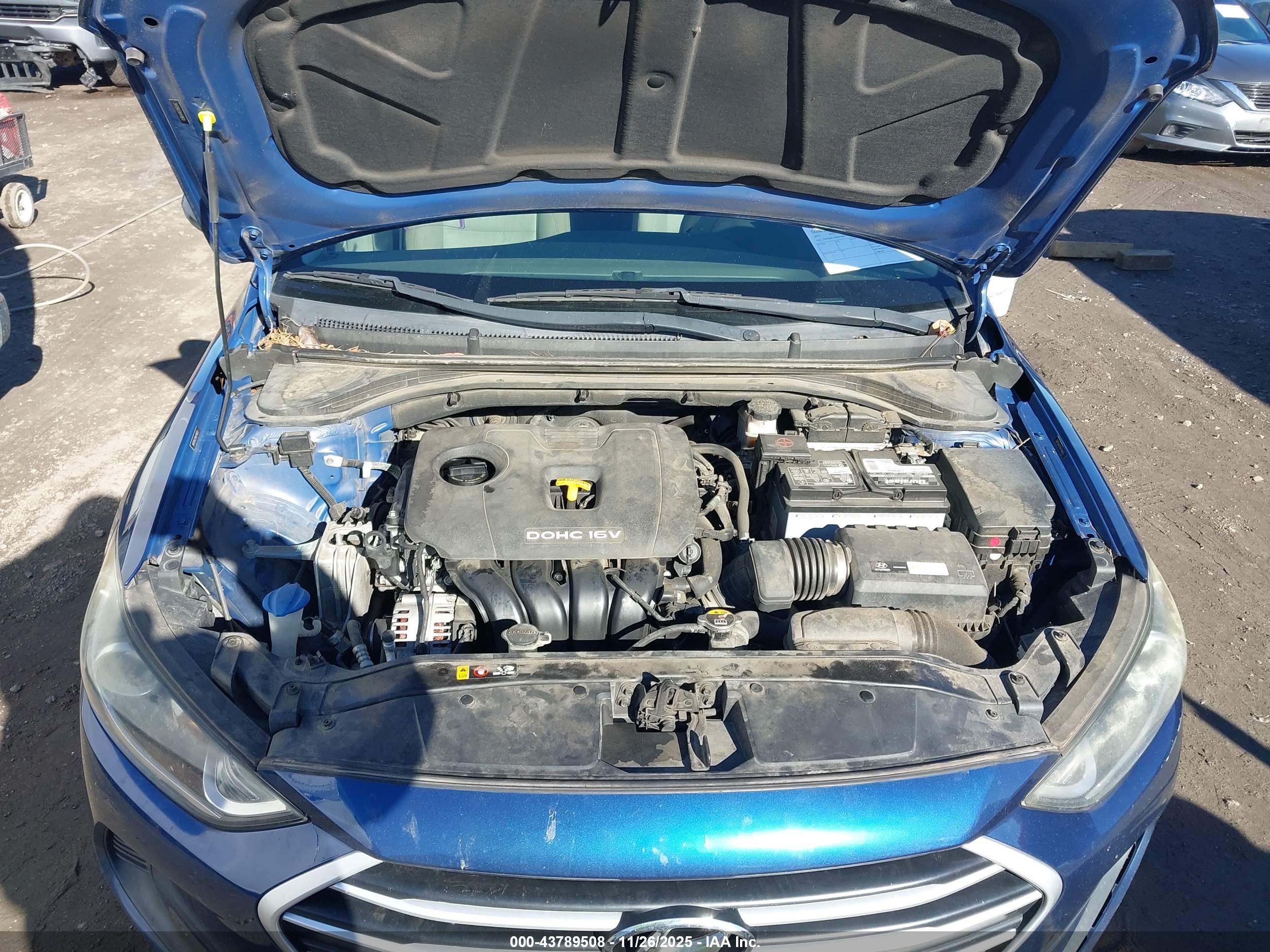 HYUNDAI ELANTRA image 10