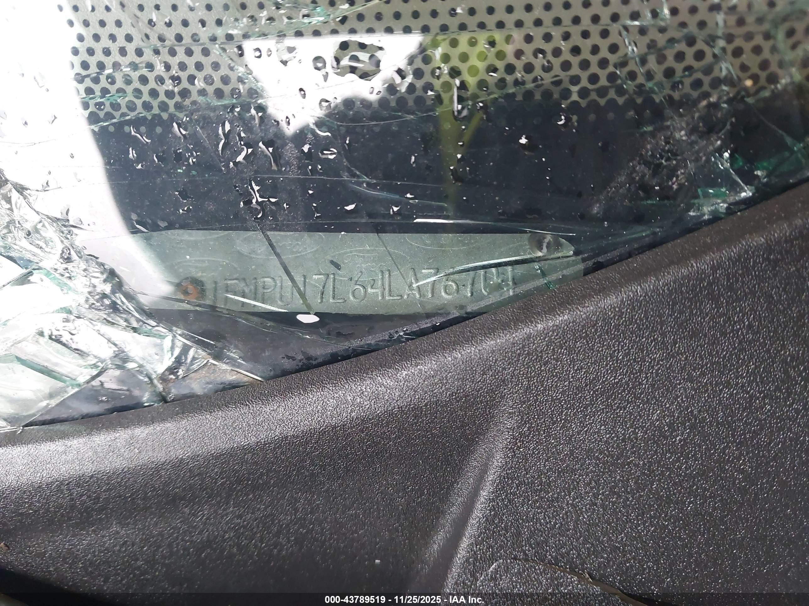 FORD EXPEDITION image 9