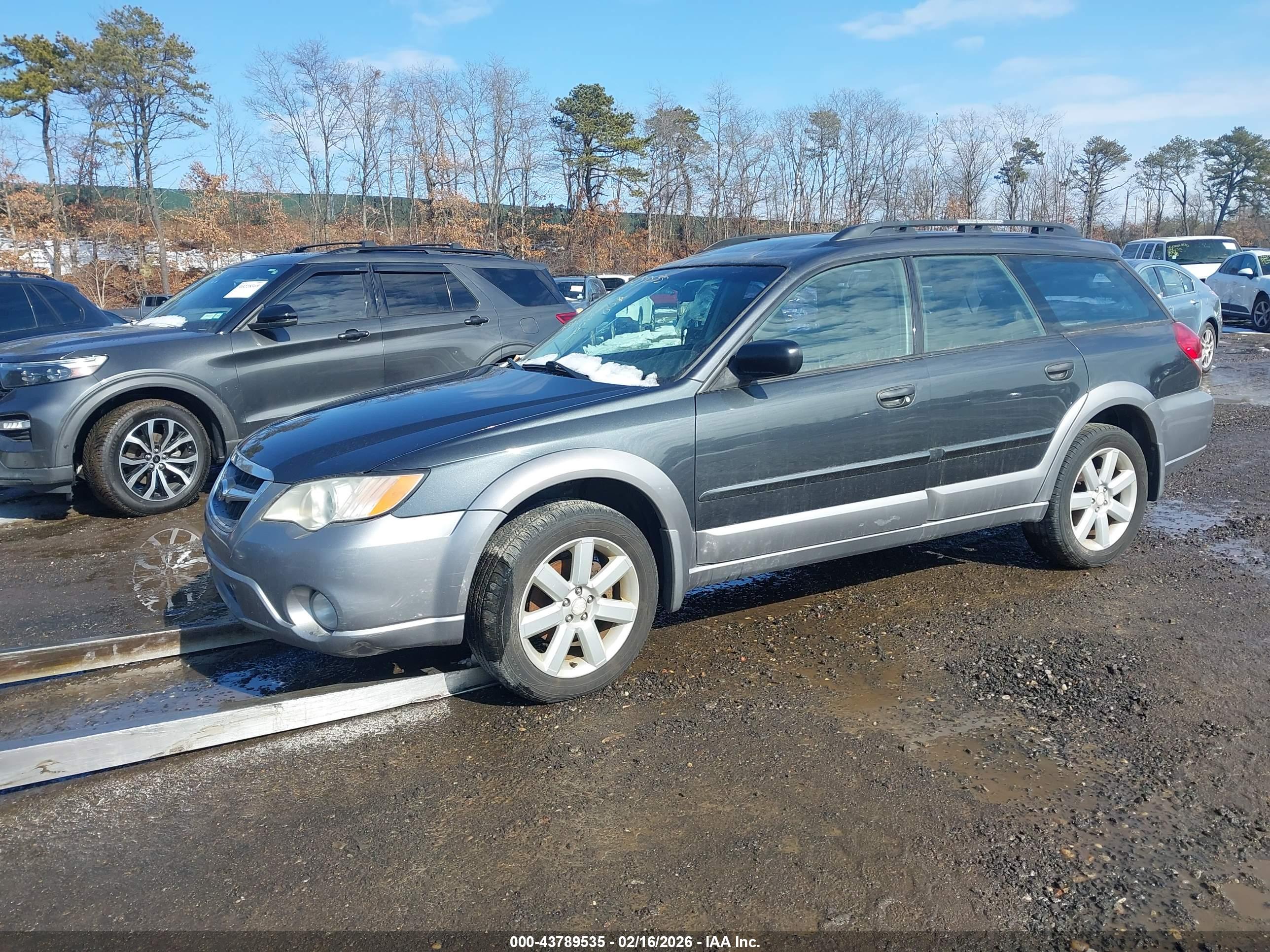 SUBARU OUTBACK image 2