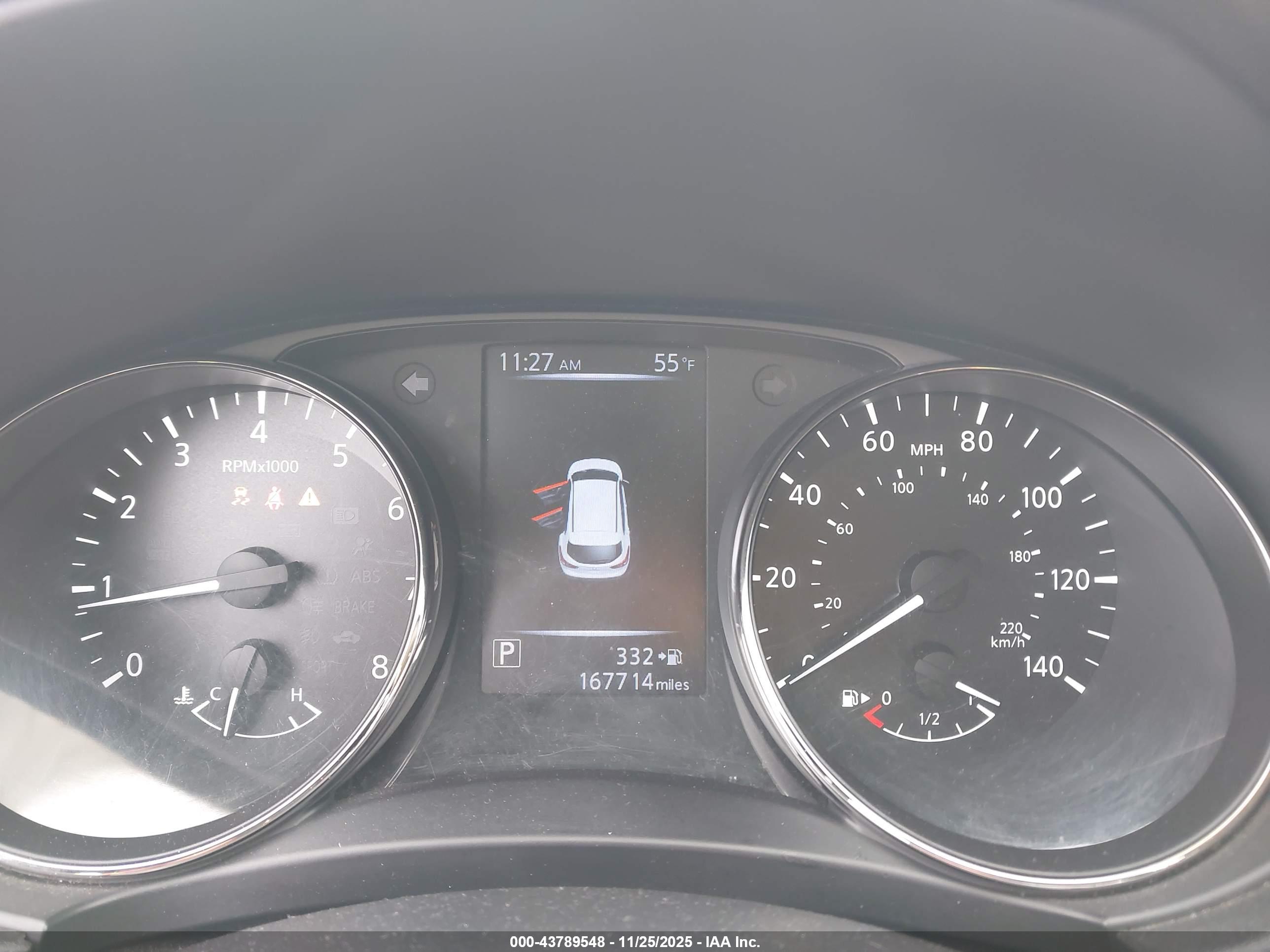NISSAN ROGUE image 7
