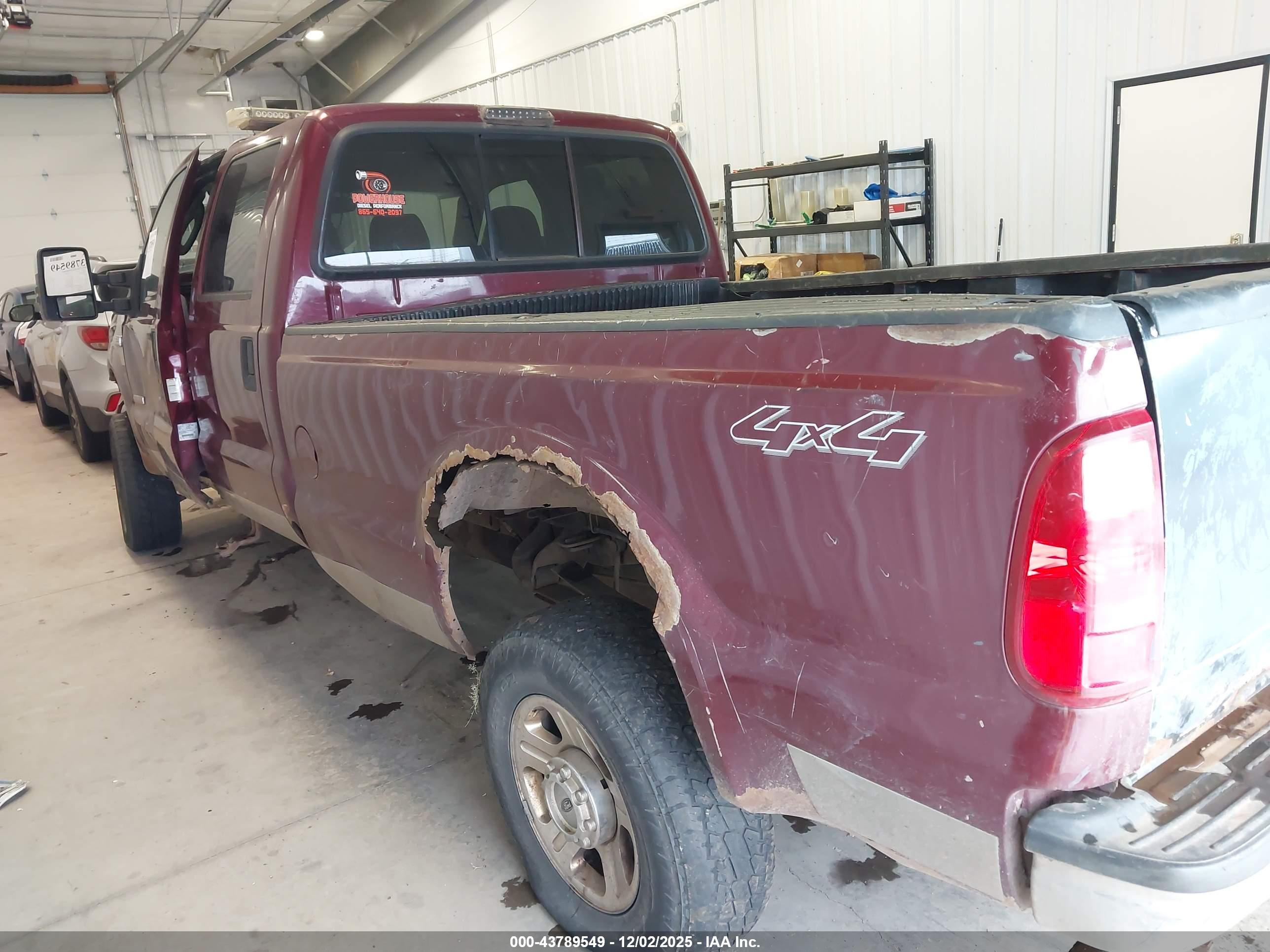 FORD F-350 image 3